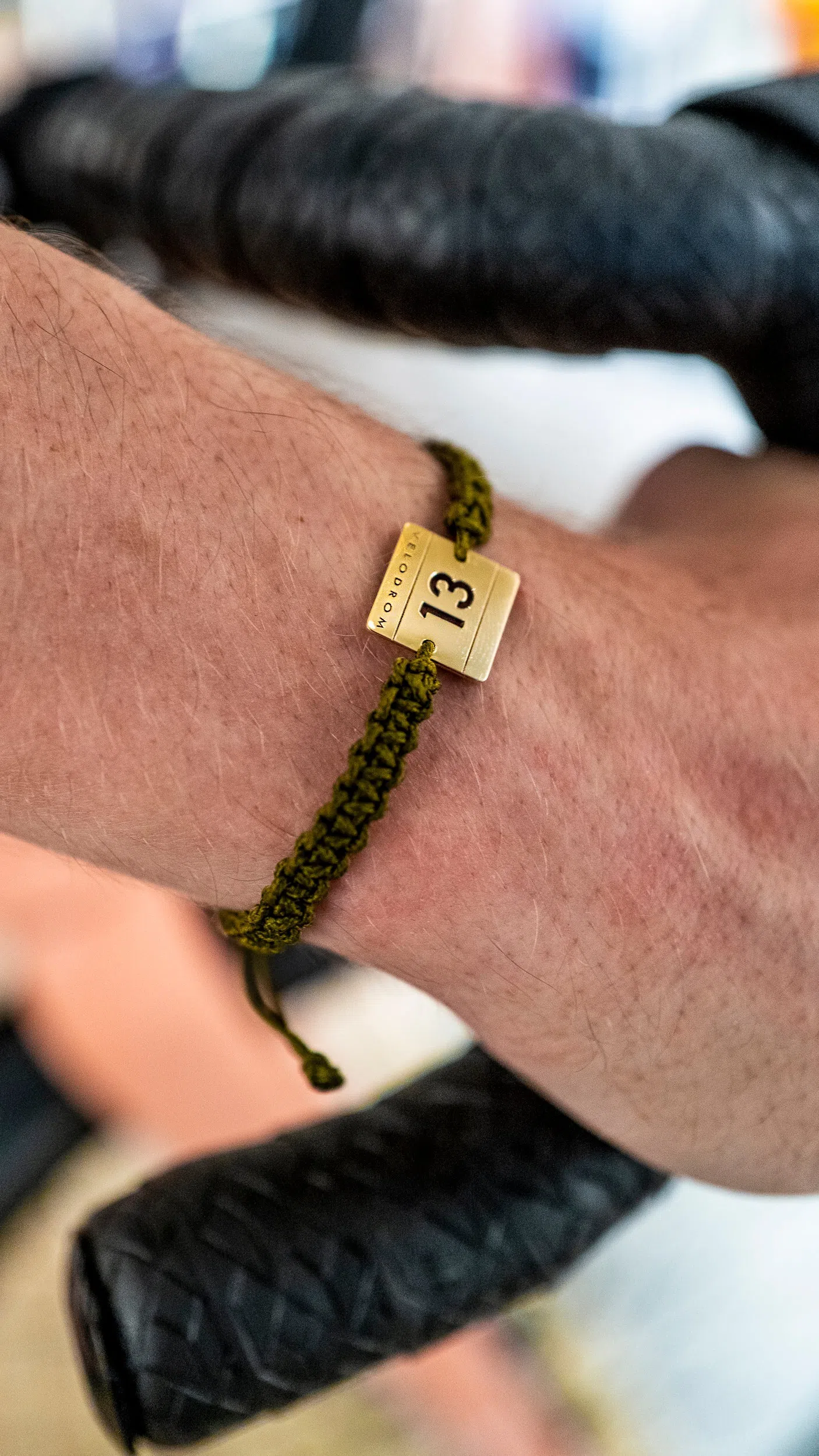 AINA Number 13 - Gold Metal - Image 3