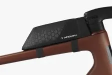 APIDURA Aero Top Tube Module 0.4 L - Black - Image 3