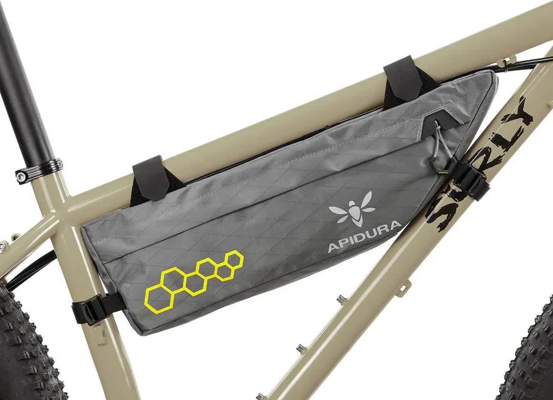 APIDURA Backcountry Compact Frame Pack 3L - Grey - Image 4