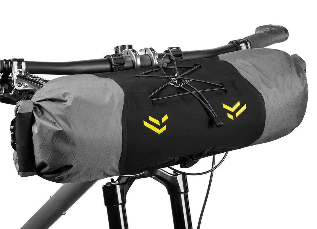 APIDURA Backcountry Handlebar Pack 11L - Carbon Black - Image 2