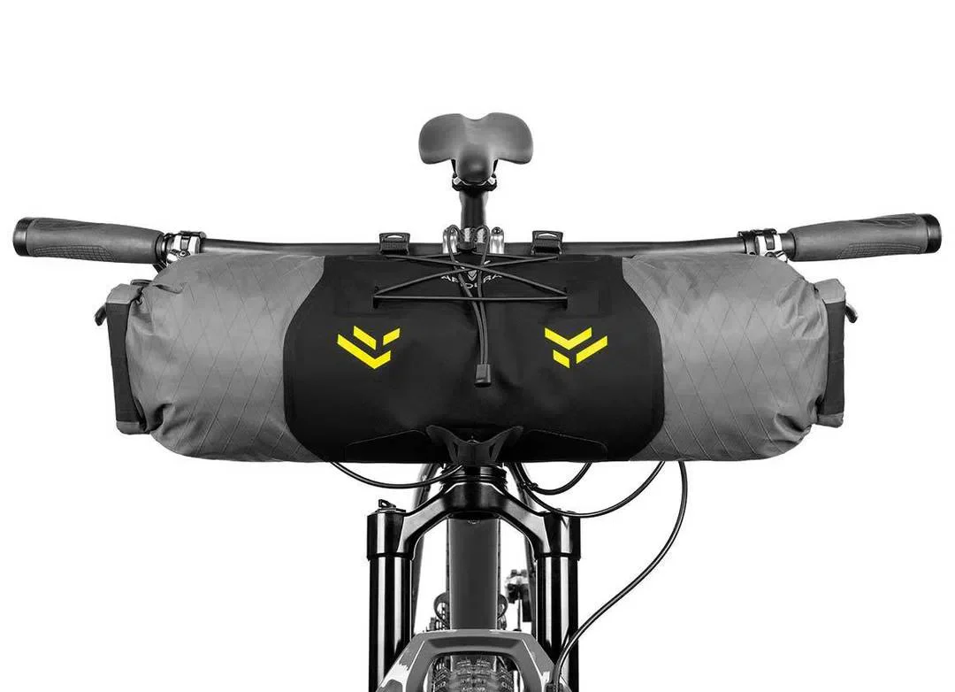 APIDURA Backcountry Handlebar Pack 11L - Carbon Black - Image 3