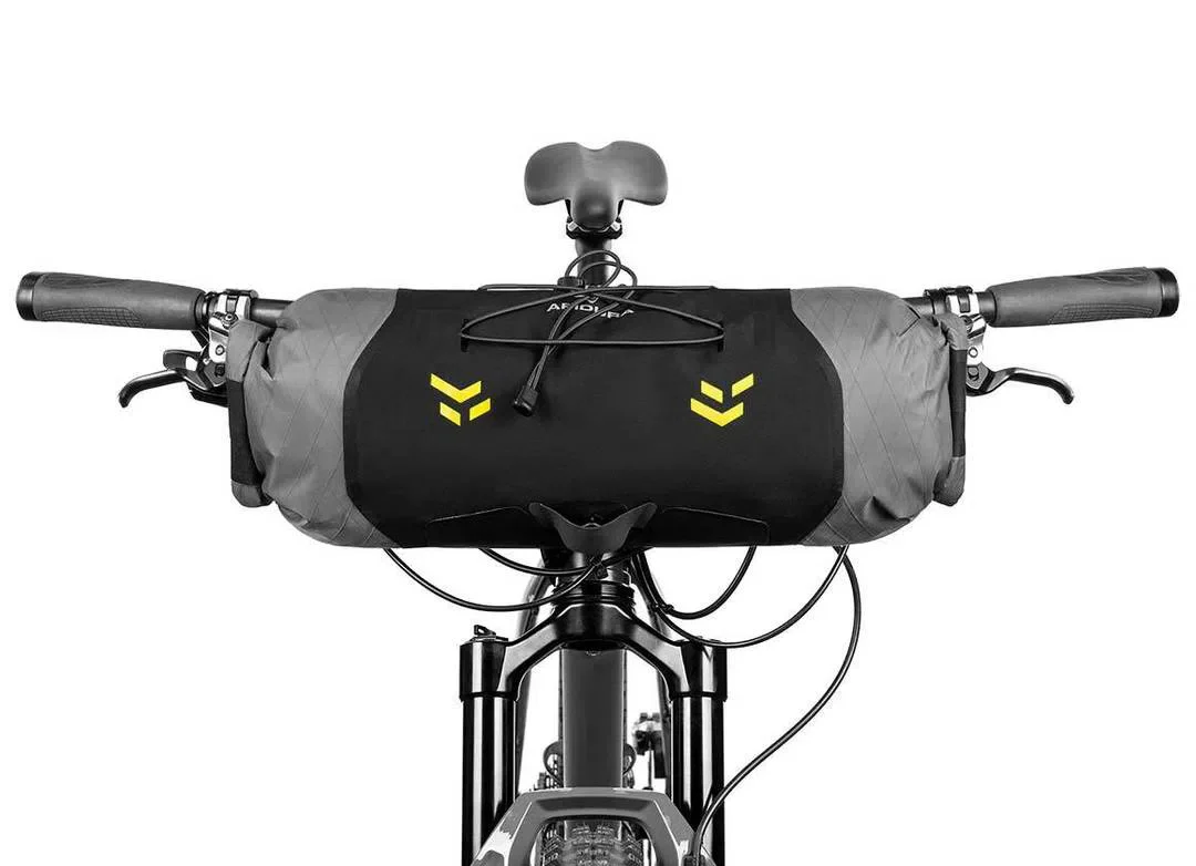 APIDURA Backcountry Handlebar Pack 7L - Carbon Black - Image 3
