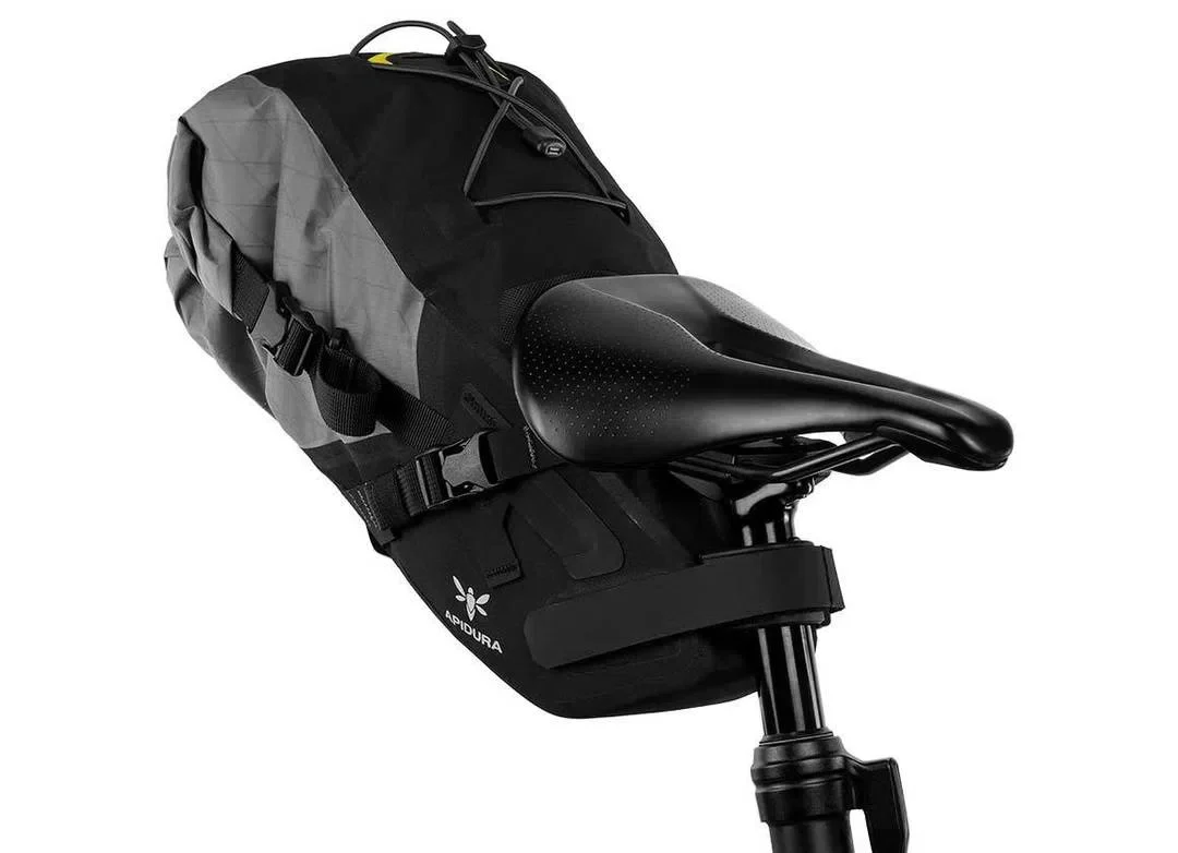 APIDURA Backcountry Saddle Pack 6L - Carbon Black - Image 4