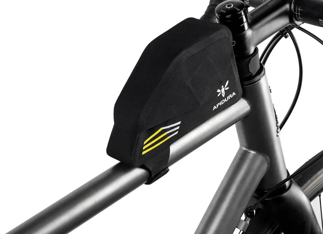 APIDURA Racing Top Tube Pack 0.5L - Black - Image 4
