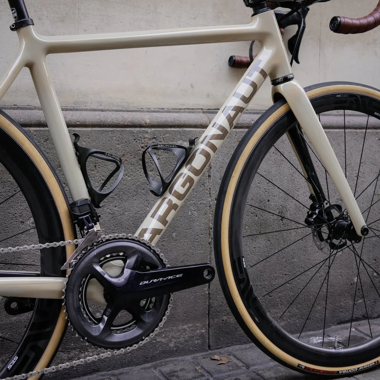 ARGONAUT Disc Complete Bike Road Shimano DuraAce 11v Di2 - PreLoved - Image 9