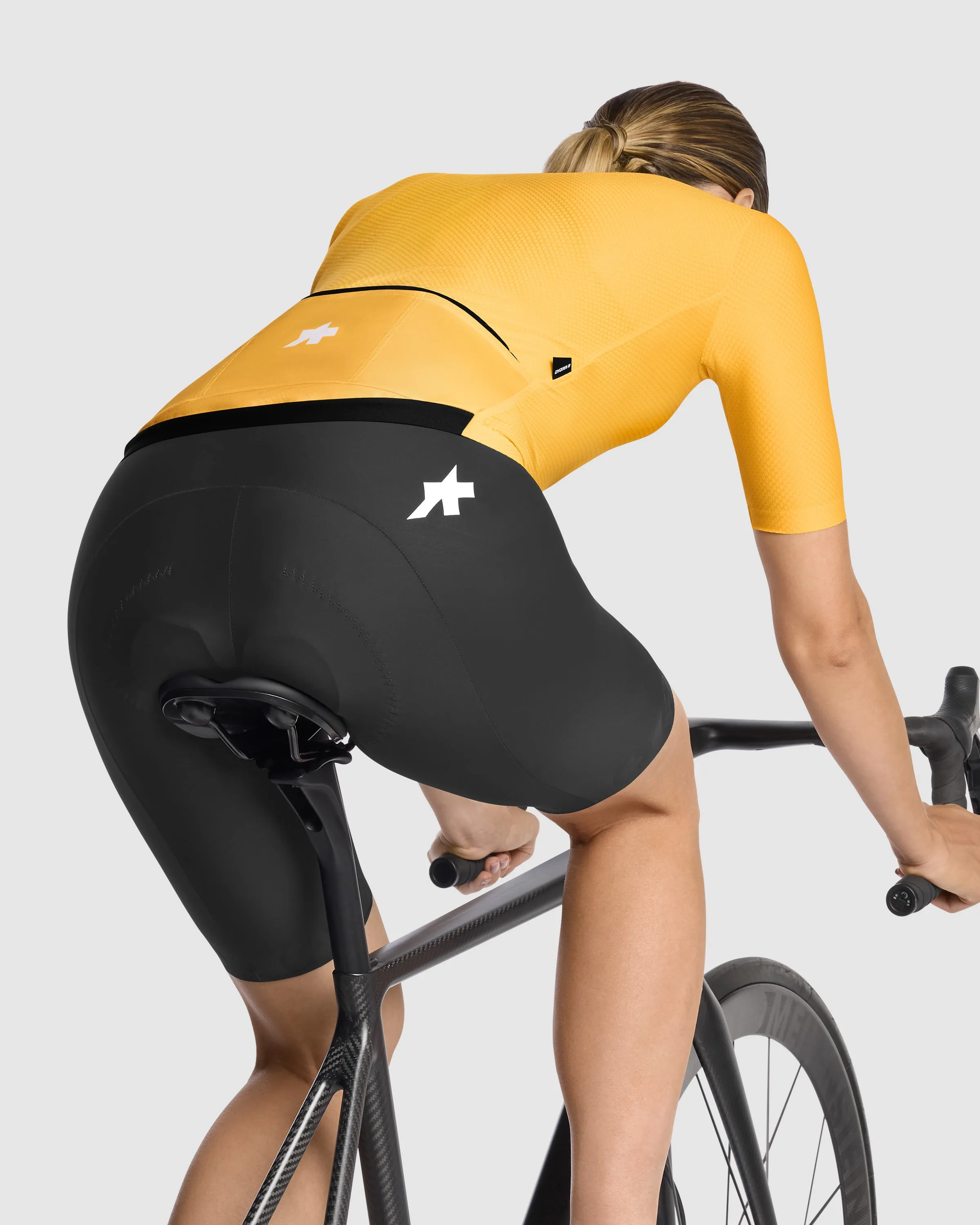 ASSOS DYORA R Jersey S11 - Orange - Image 7