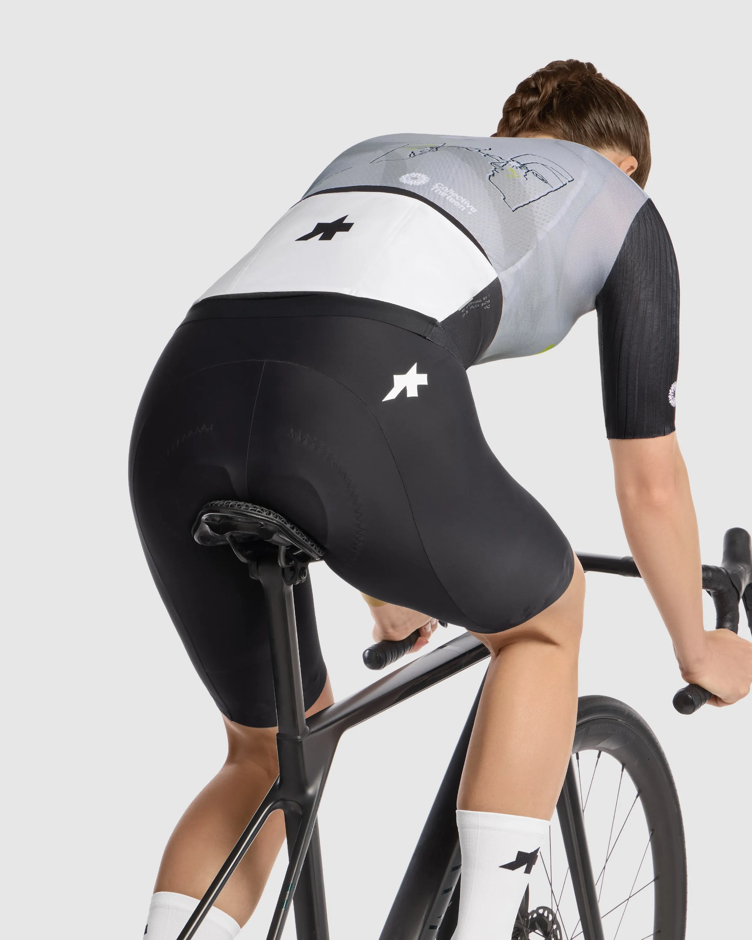 ASSOS Dyora RS Collective 13 Jersey S11 - Grey - Image 7