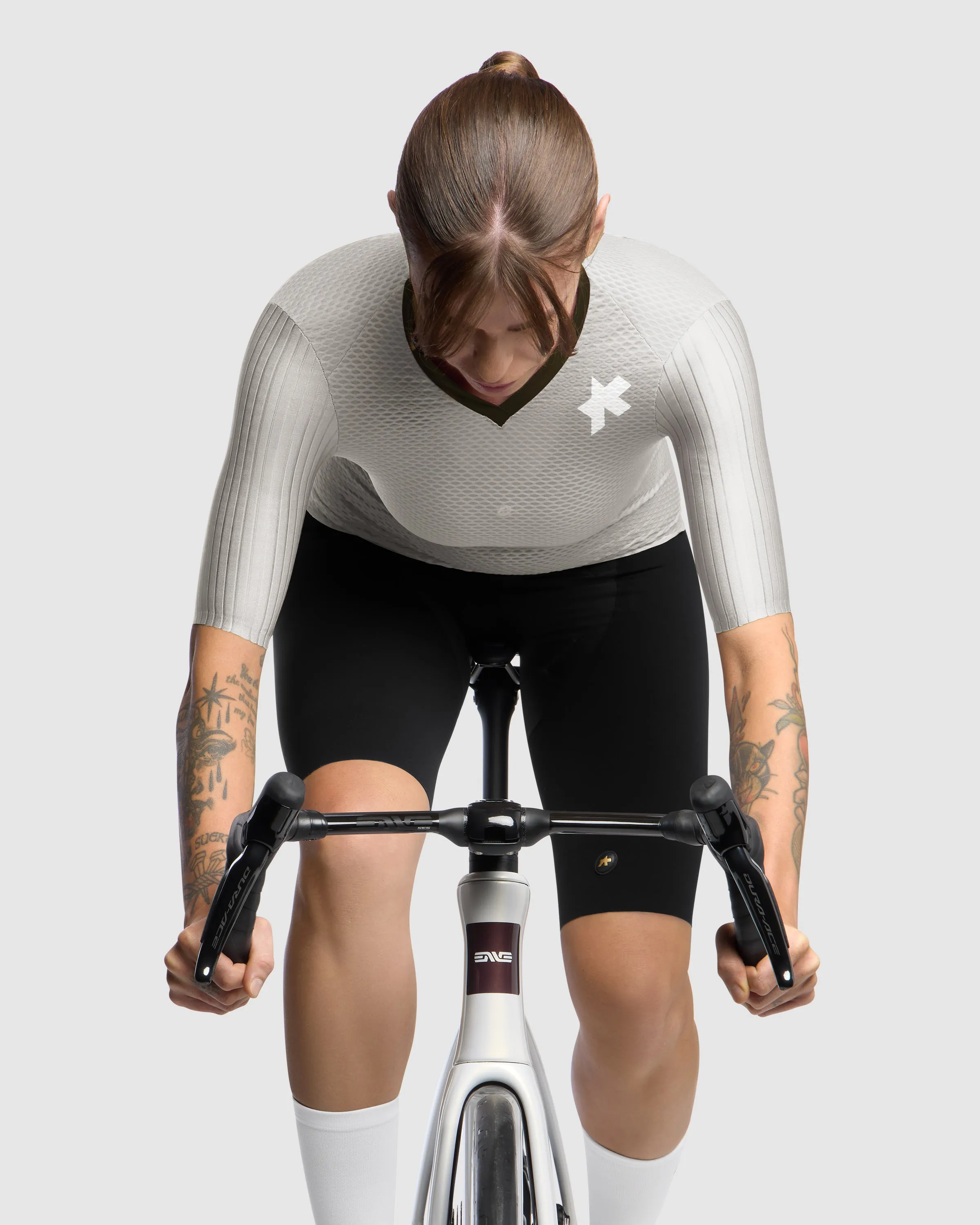 ASSOS DYORA RSV Jersey S11 - Beige - Image 5