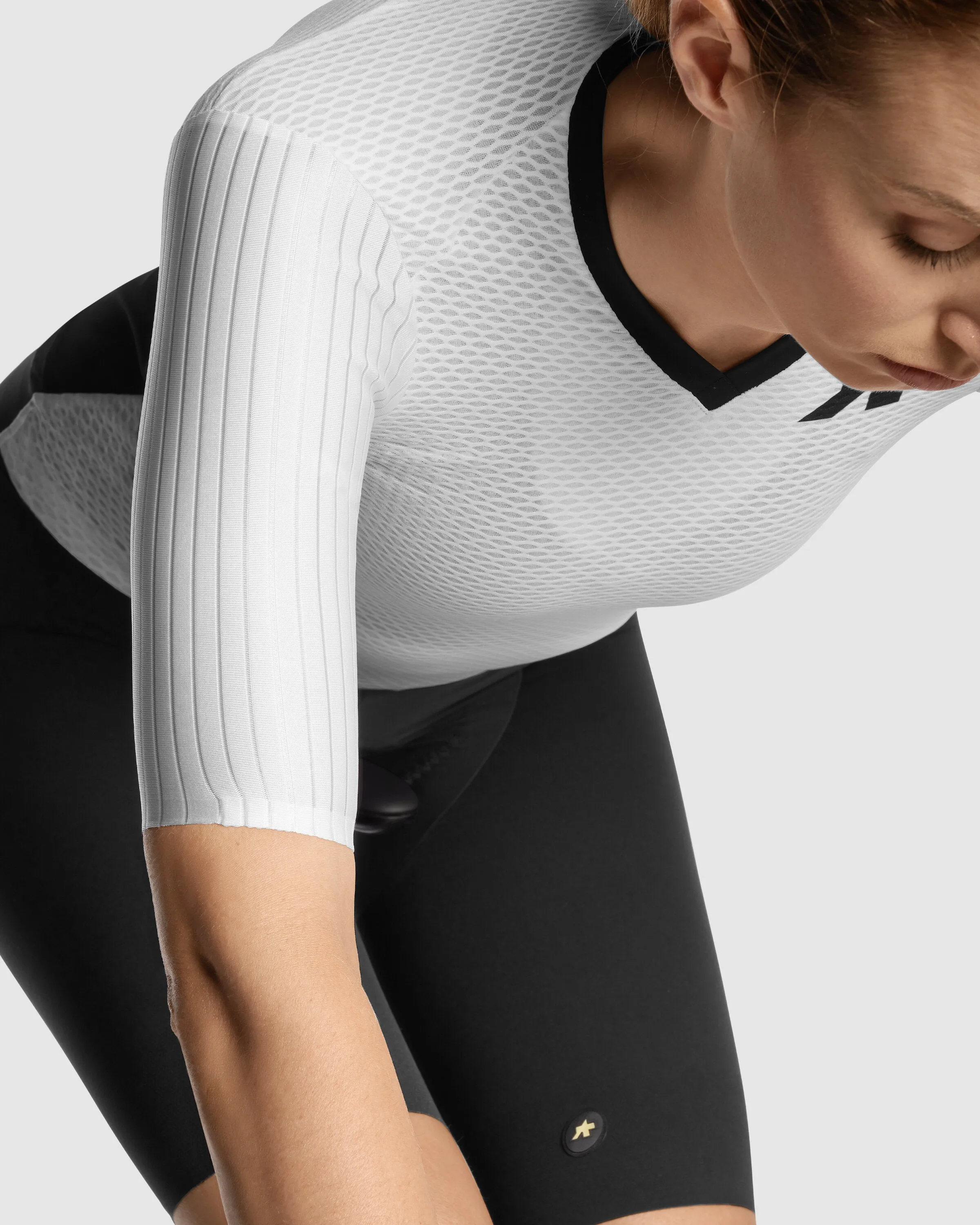 ASSOS DYORA RSV Jersey S11 - White - Image 8