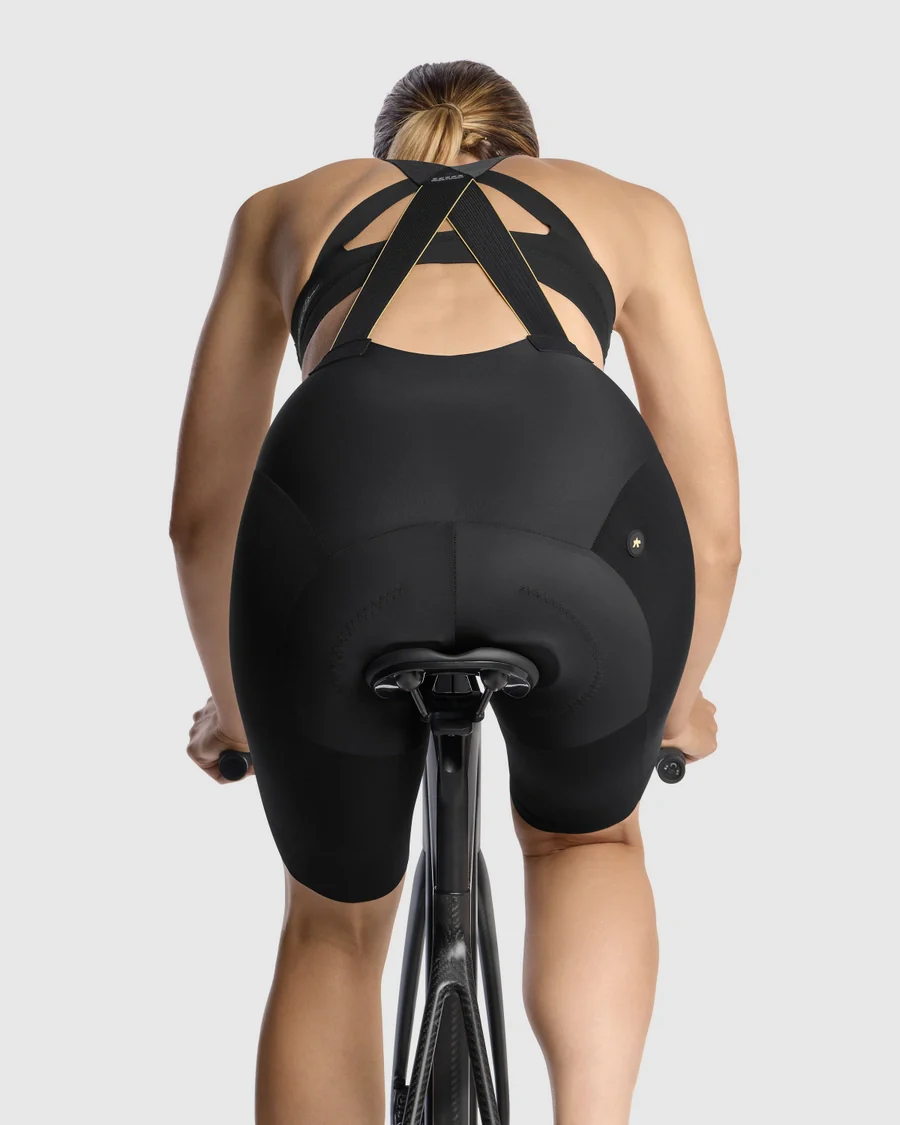 ASSOS Dyora RSV Women Bib Shorts S11 - Black Series - Image 5
