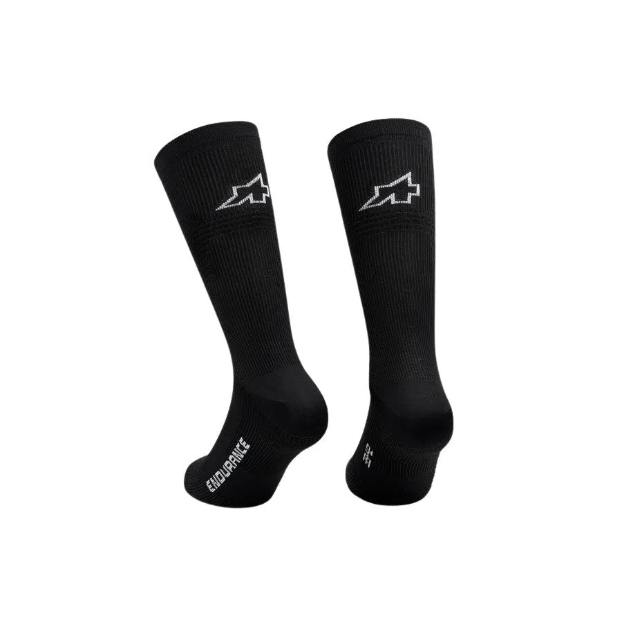 ASSOS Endurance Socks S11 - Black Series - Image 2