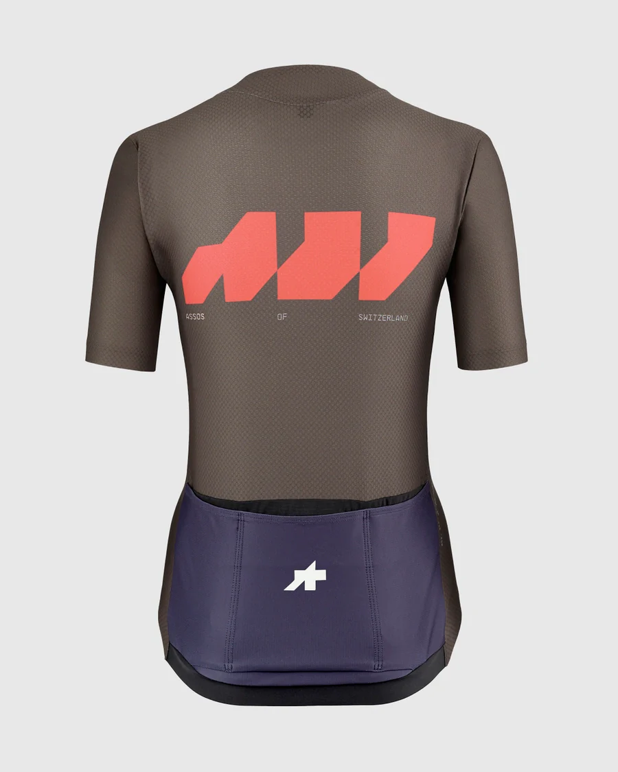 ASSOS Equipe R Dyora Jersey WeAreTheA - Moka Brown - Image 3