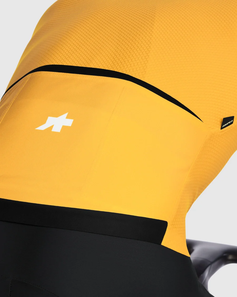 ASSOS Equipe R Jersey S11 - Flame Orange - Image 4