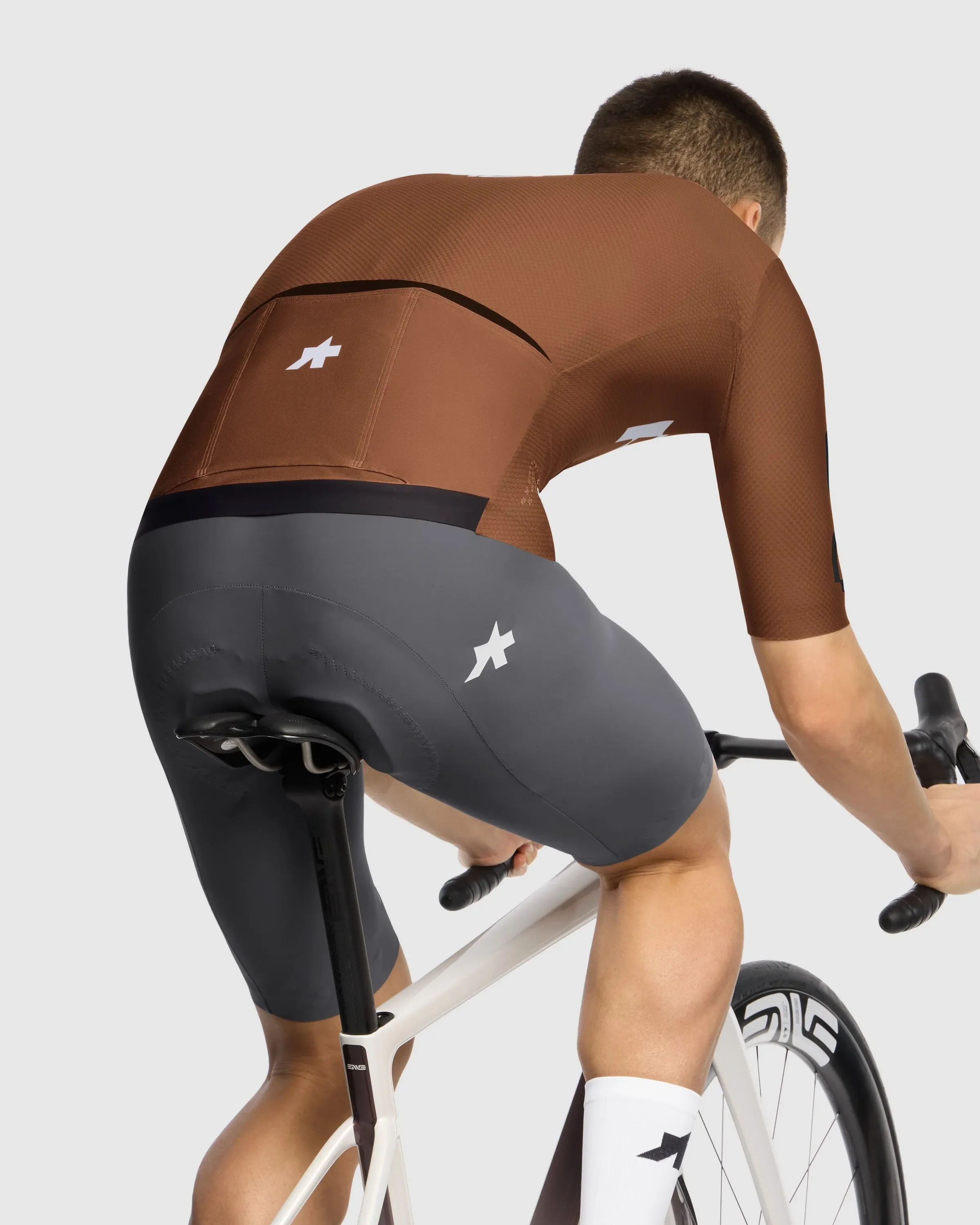 ASSOS EQUIPE R Jersey S11 OGAT - Brown - Image 7