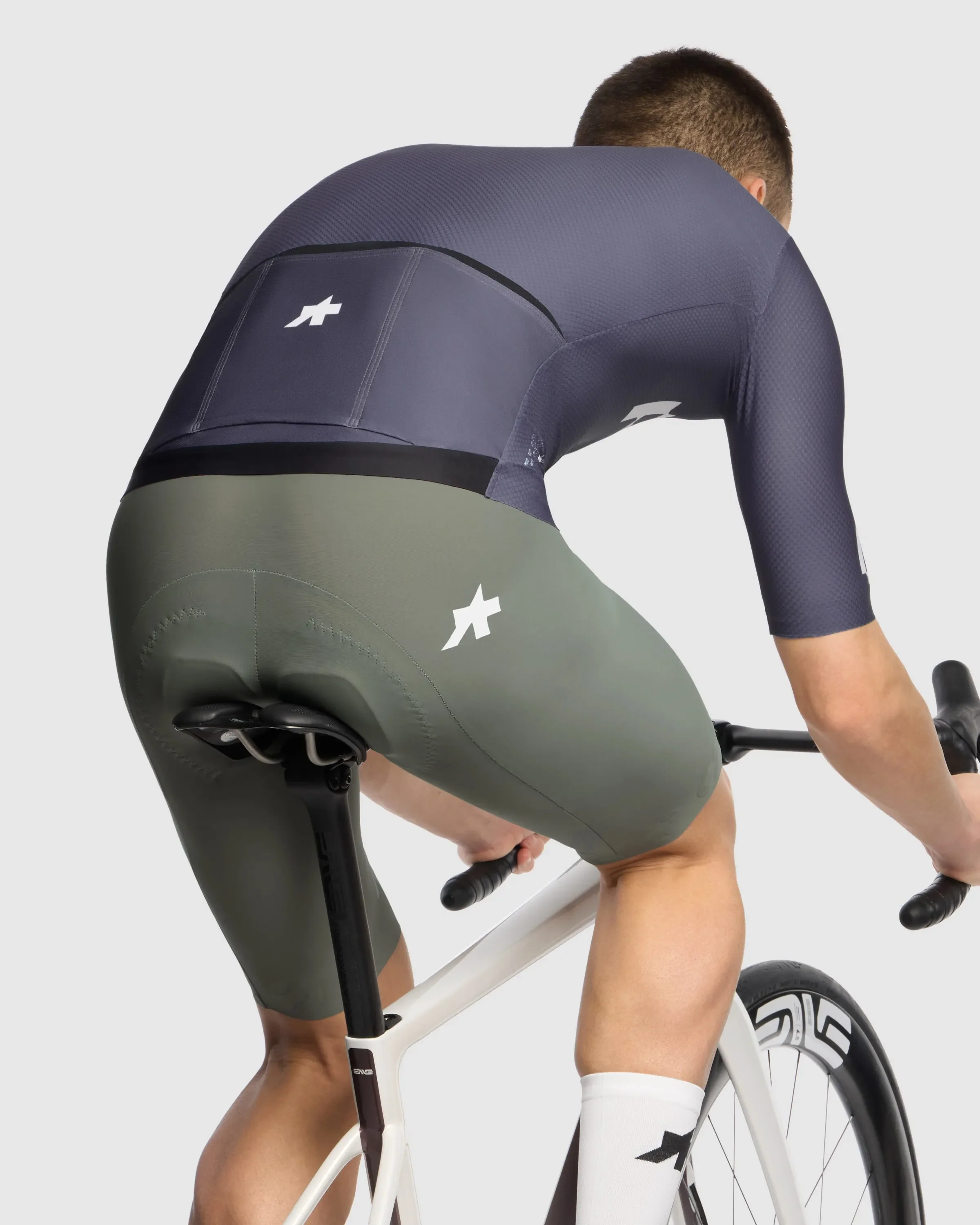 ASSOS EQUIPE R Jersey S11 OGAT - Purple - Image 6