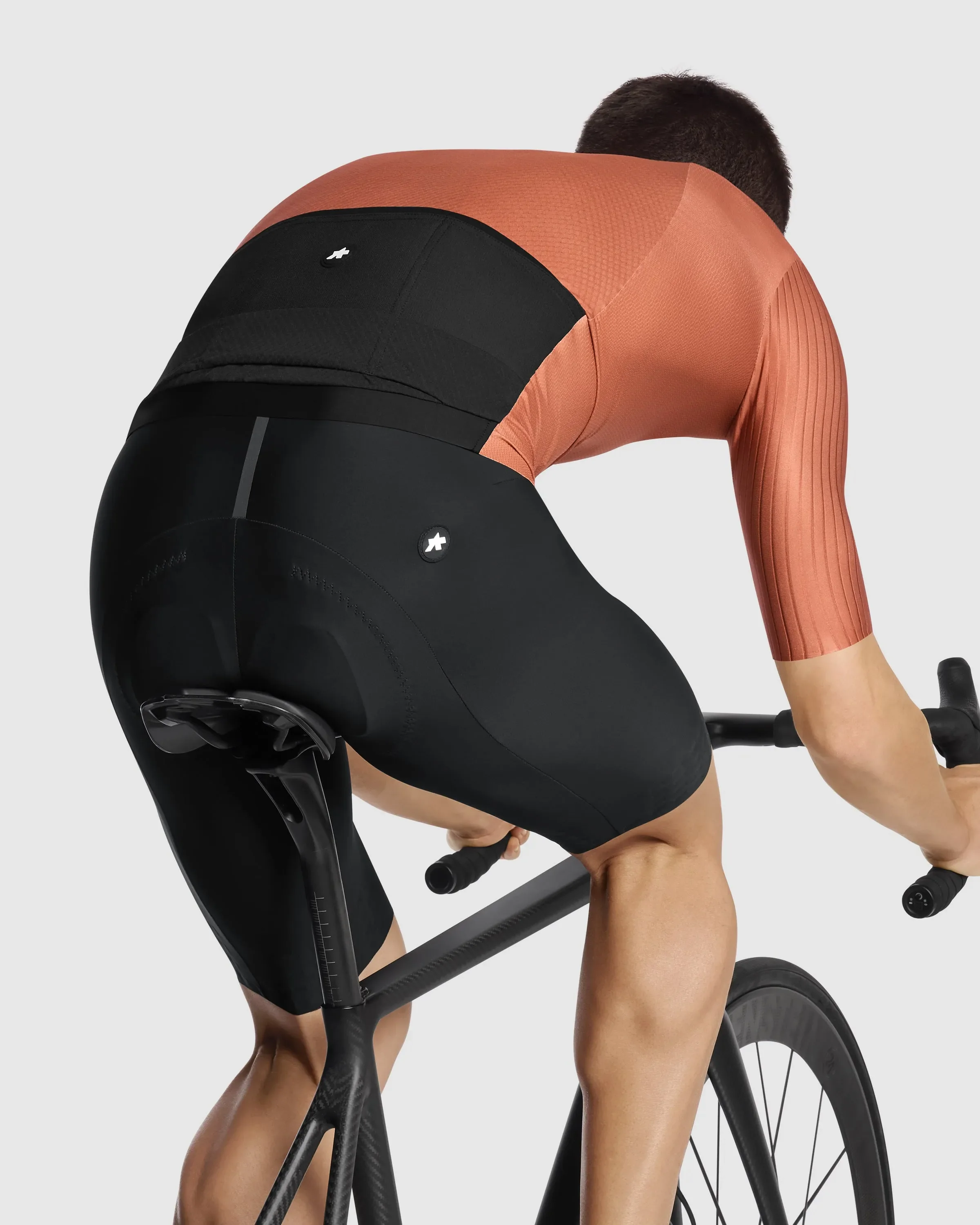 ASSOS EQUIPE RS Jersey S11 - Brown - Image 7