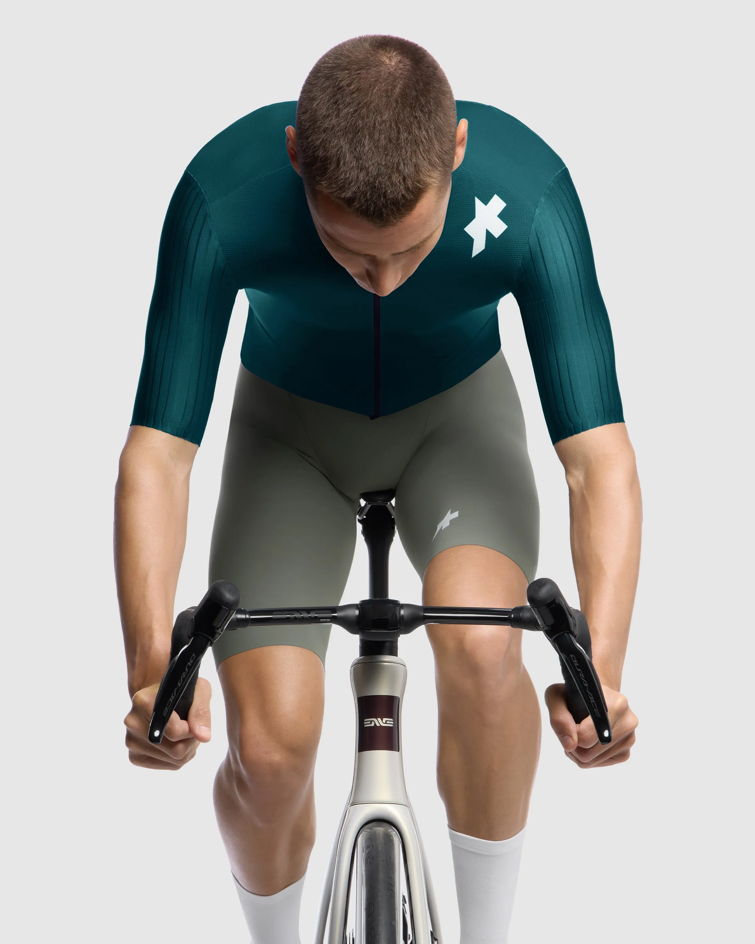 ASSOS EQUIPE RS Jersey S11 - Green - Image 4
