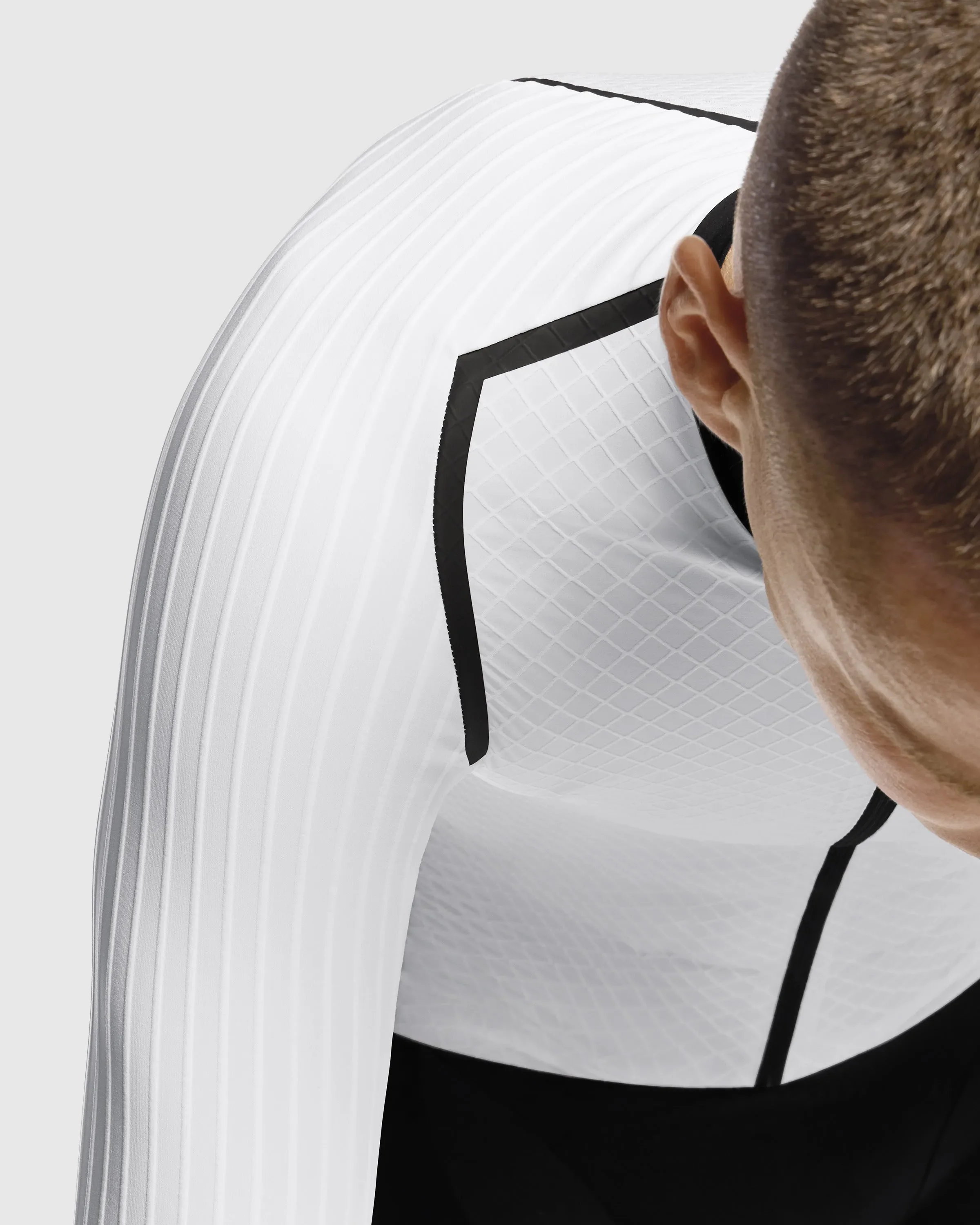 ASSOS Equipe RSR BOLIDE Jersey S11 - White - Image 8
