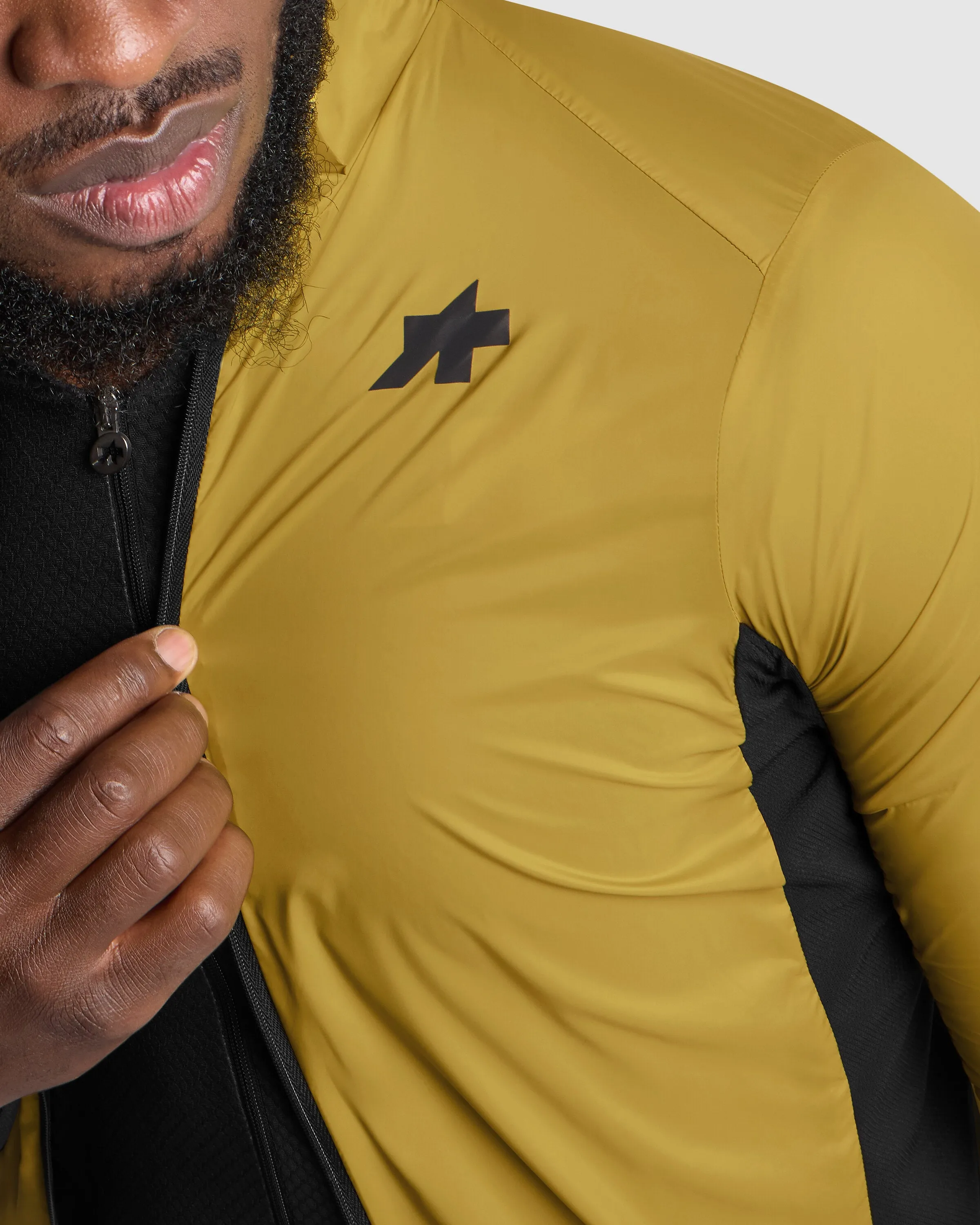 ASSOS MILLE GT Wind Jacket S11 - Yellow - Image 8