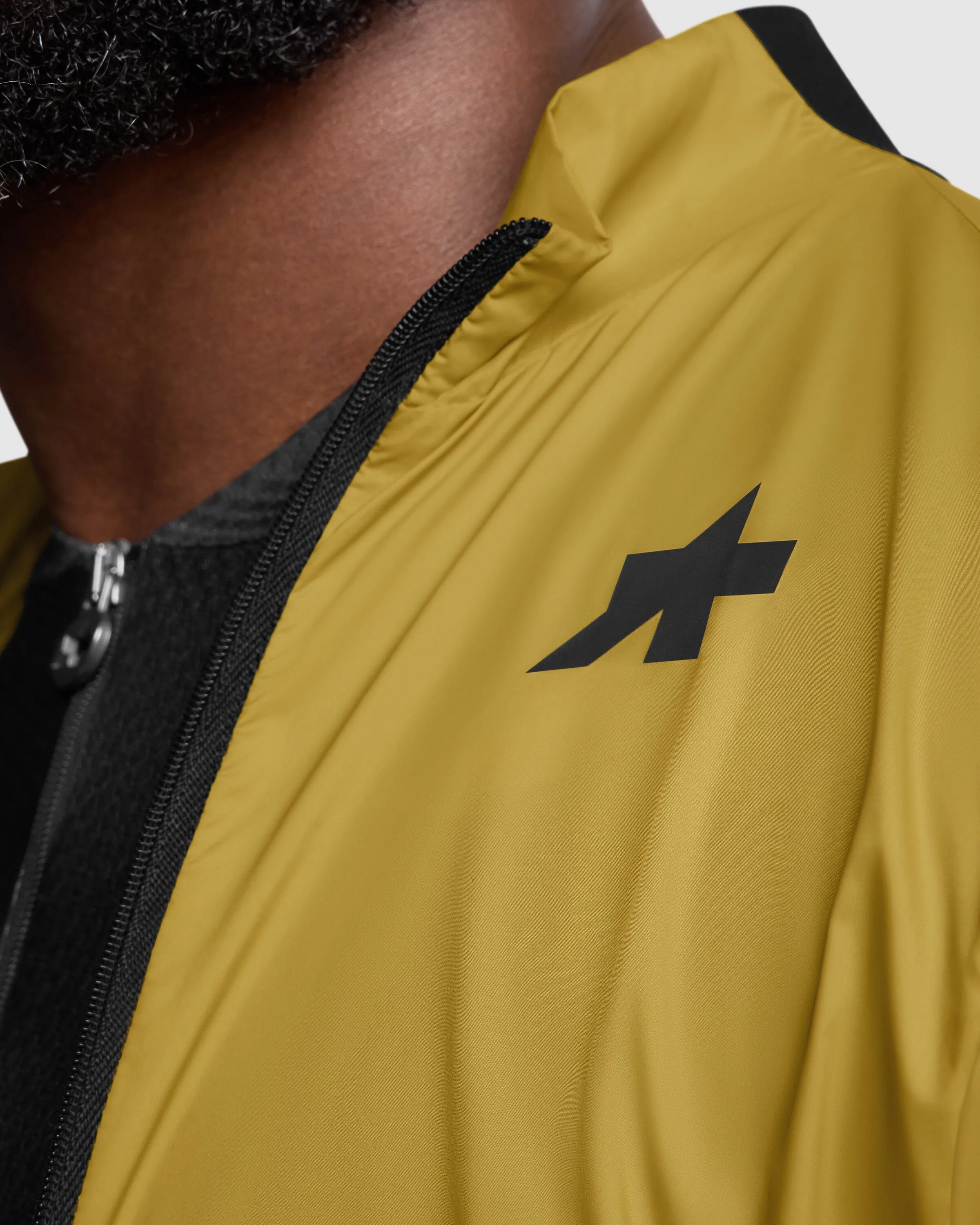 ASSOS MILLE GT Wind Jacket S11 - Yellow - Image 9