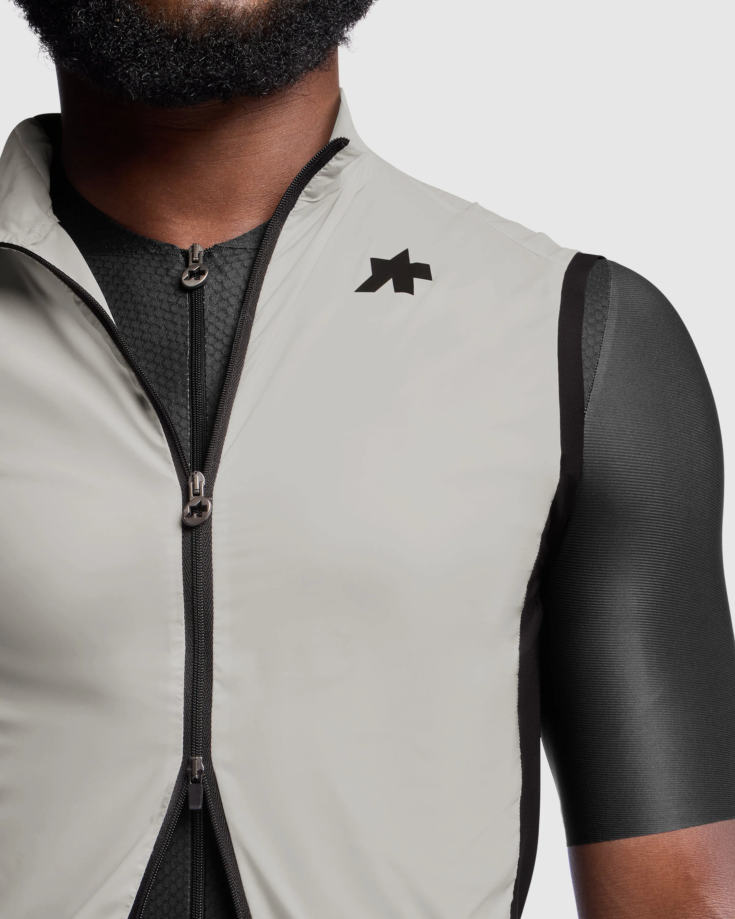 ASSOS MILLE GT Wind Vest S11 - Beige - Image 7