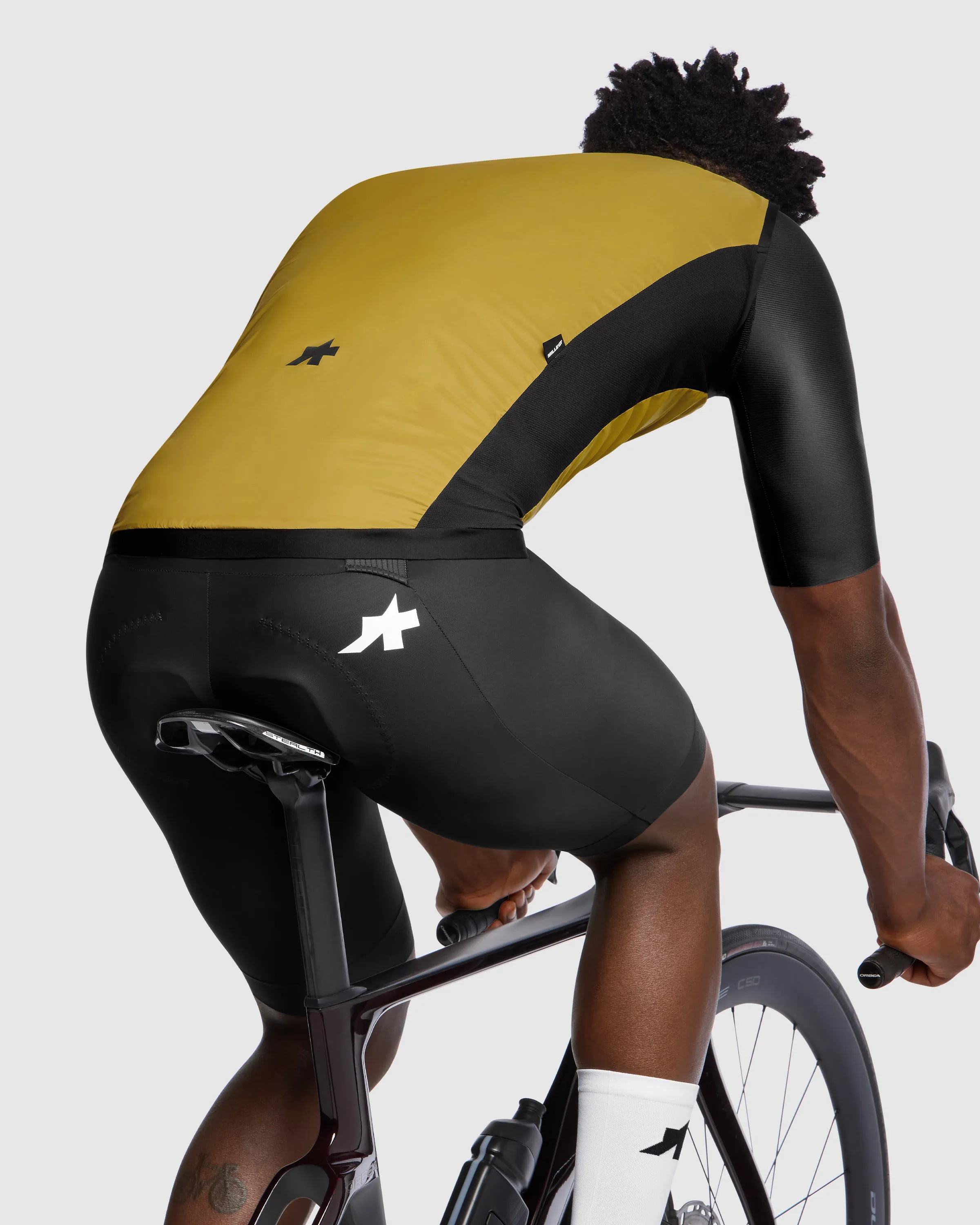 ASSOS MILLE GT Wind Vest S11 - Yellow - Image 7