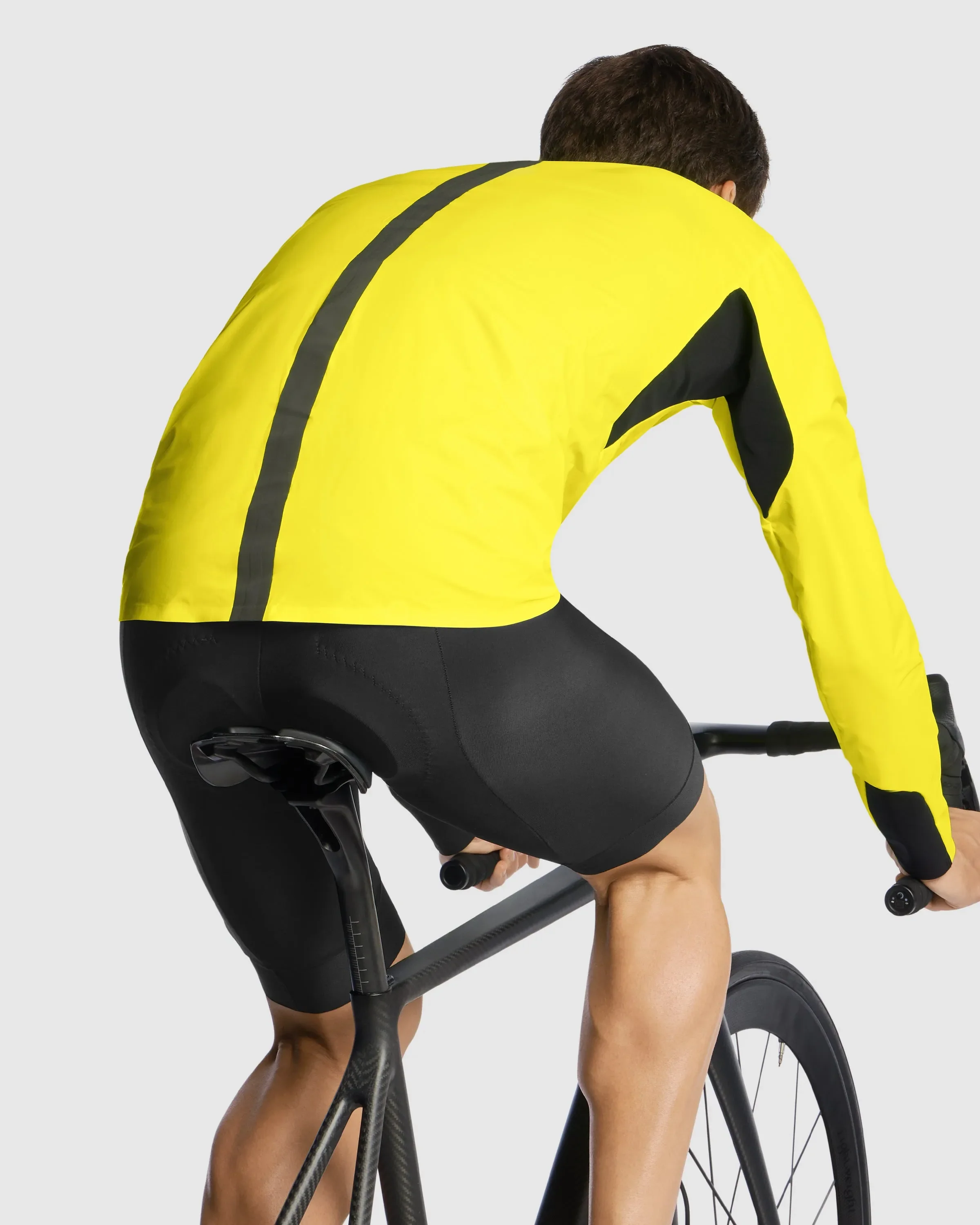 ASSOS MILLE GTS WASSERSCHNAUZE Rain Jacket S11 - Yellow - Image 7