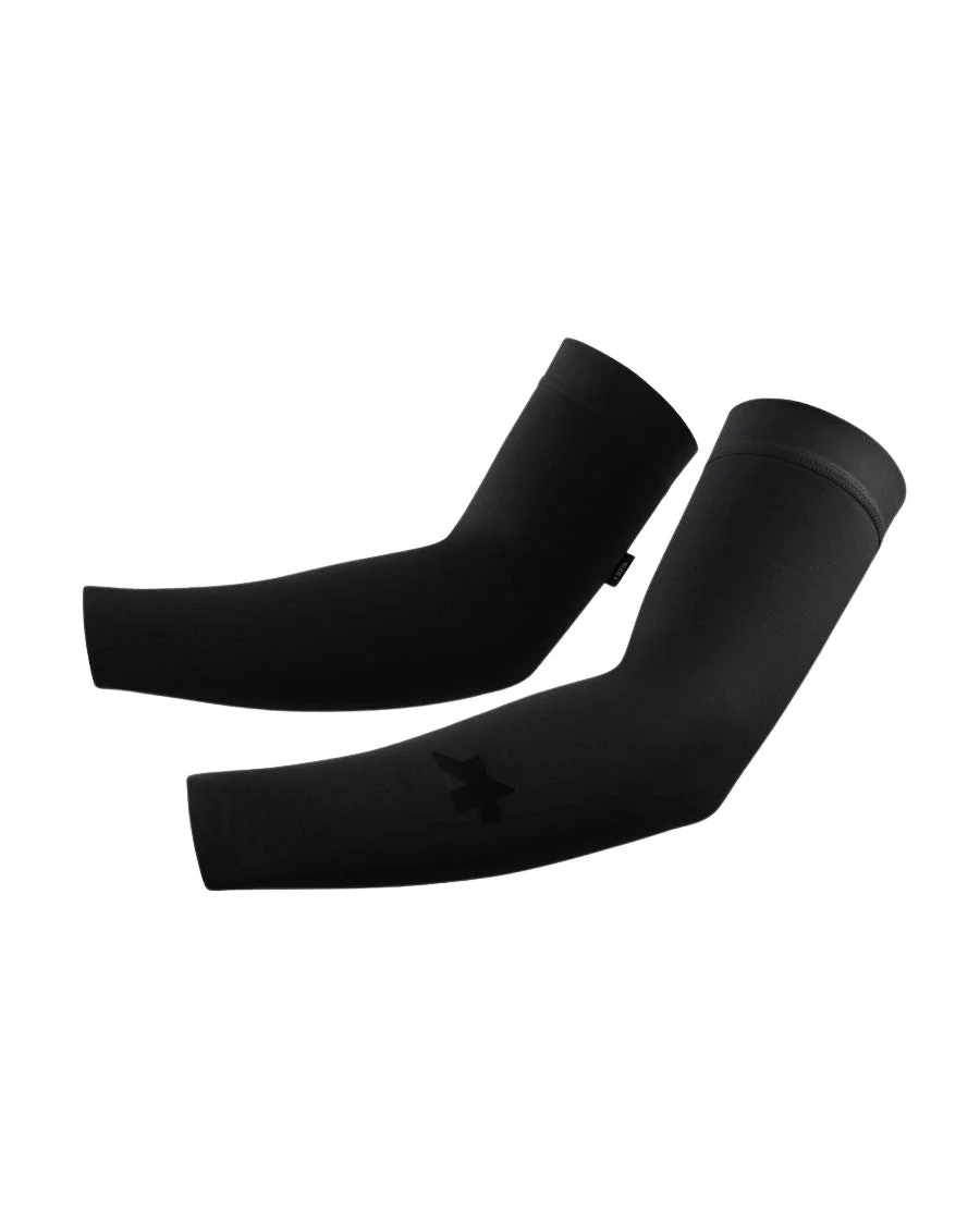 ASSOS R Winter Arm Warmers P1 - Black - Image 2