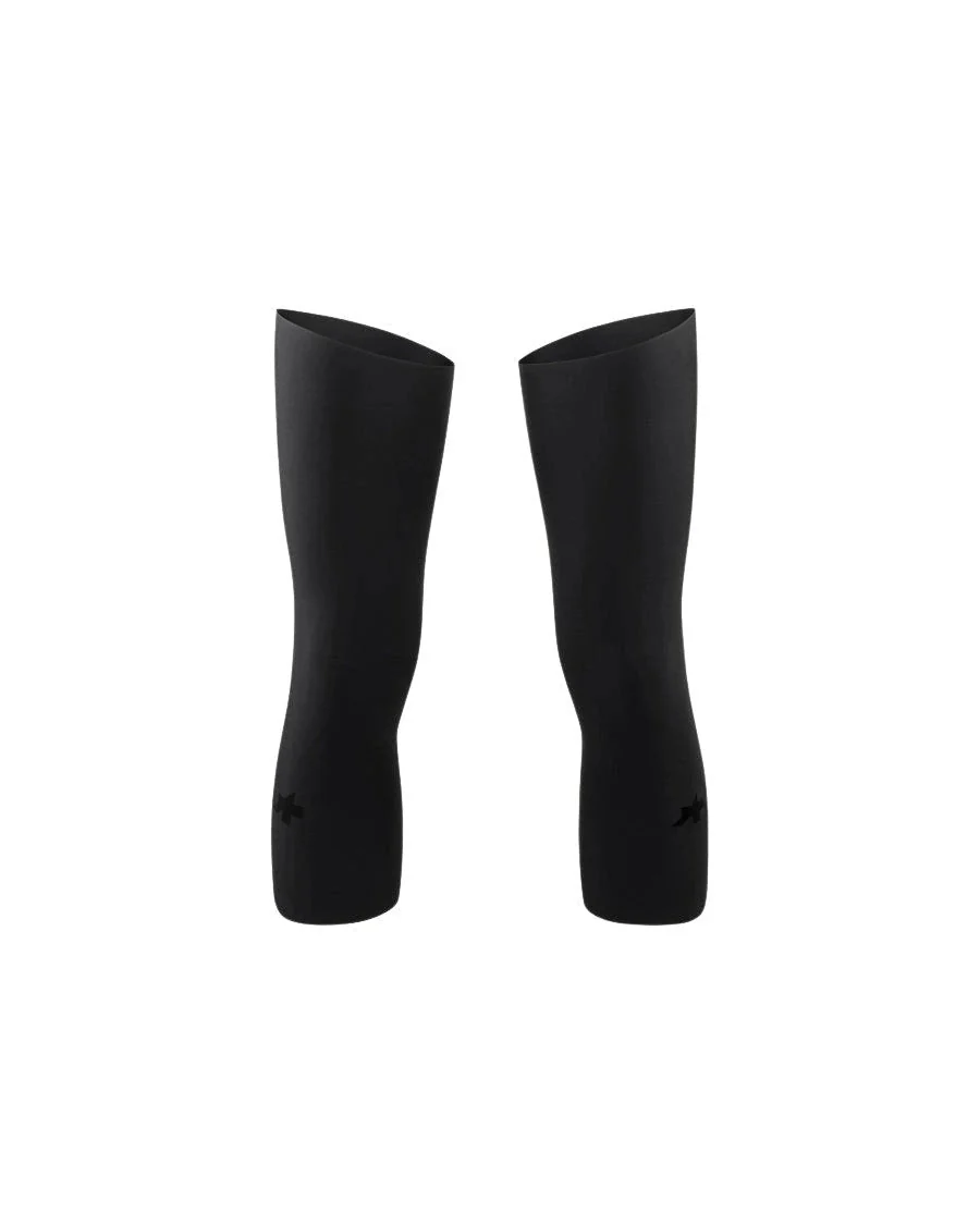 ASSOS R Winter Knee Warmers P1 - Black - Image 4
