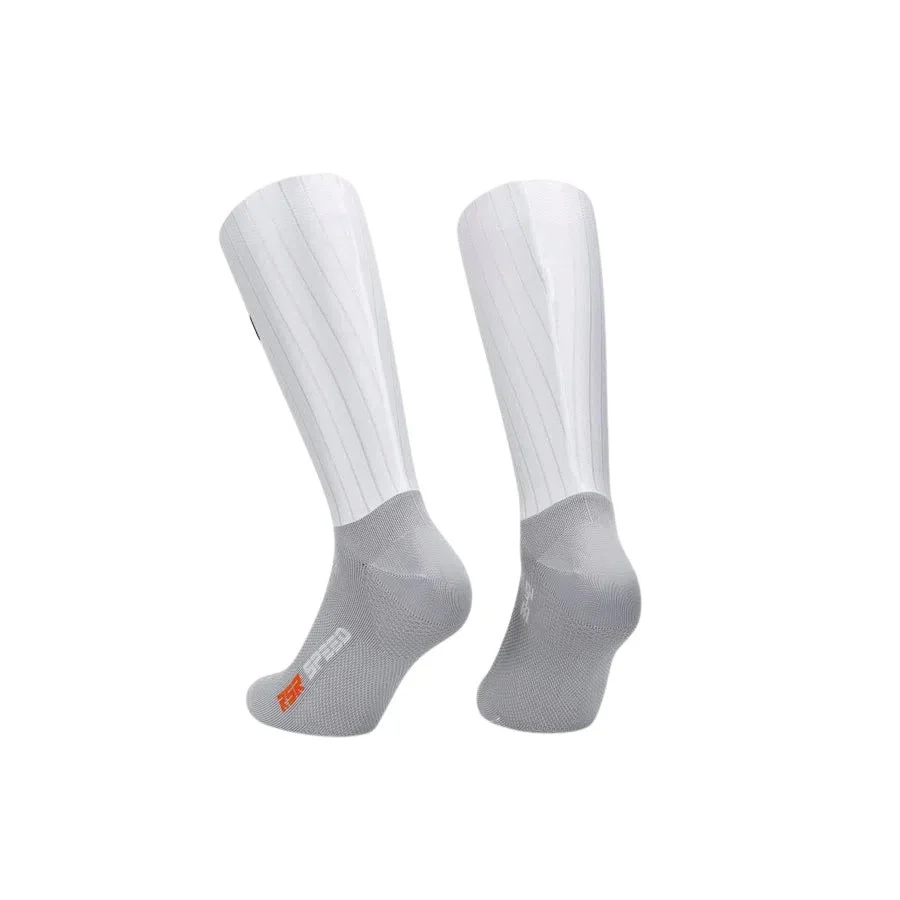 ASSOS RSR Speed Socks S11 - White Series - Image 2