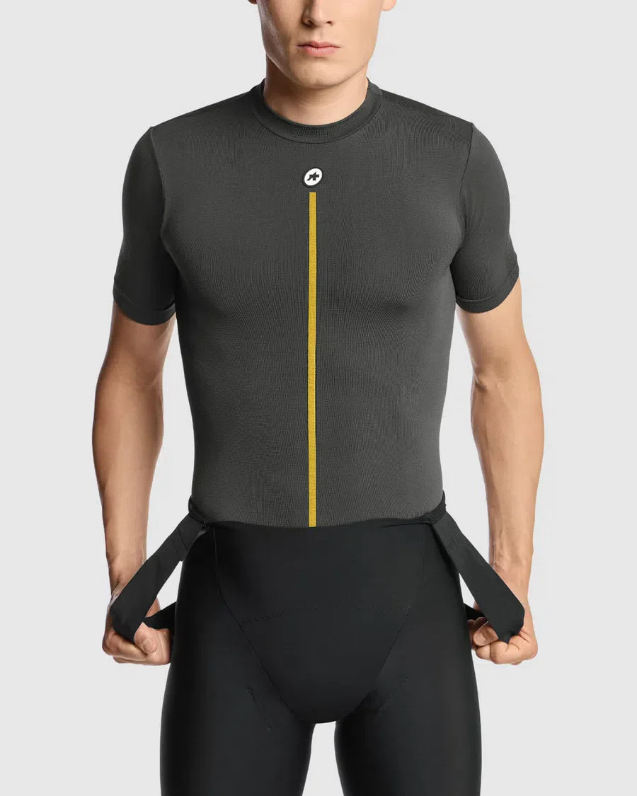 ASSOS Spring Fall Short Sleeve Skin Layer P1 - Anthracite Grey - Image 4