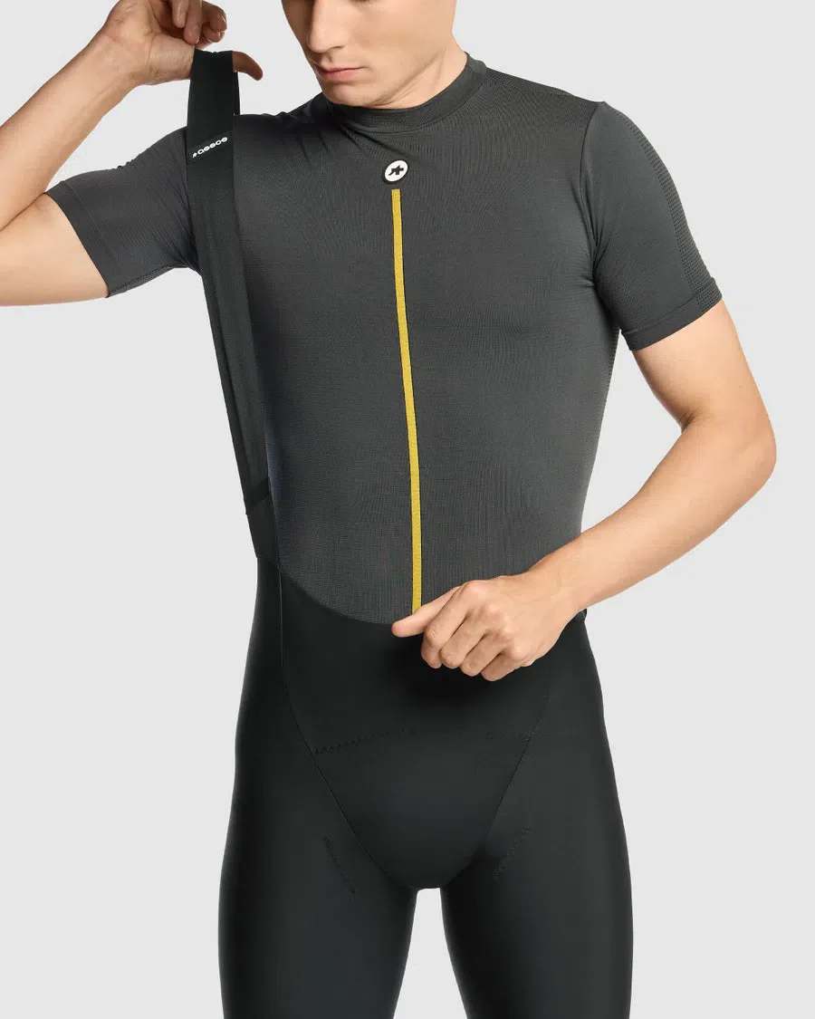 ASSOS Spring Fall Short Sleeve Skin Layer P1 - Anthracite Grey - Image 5