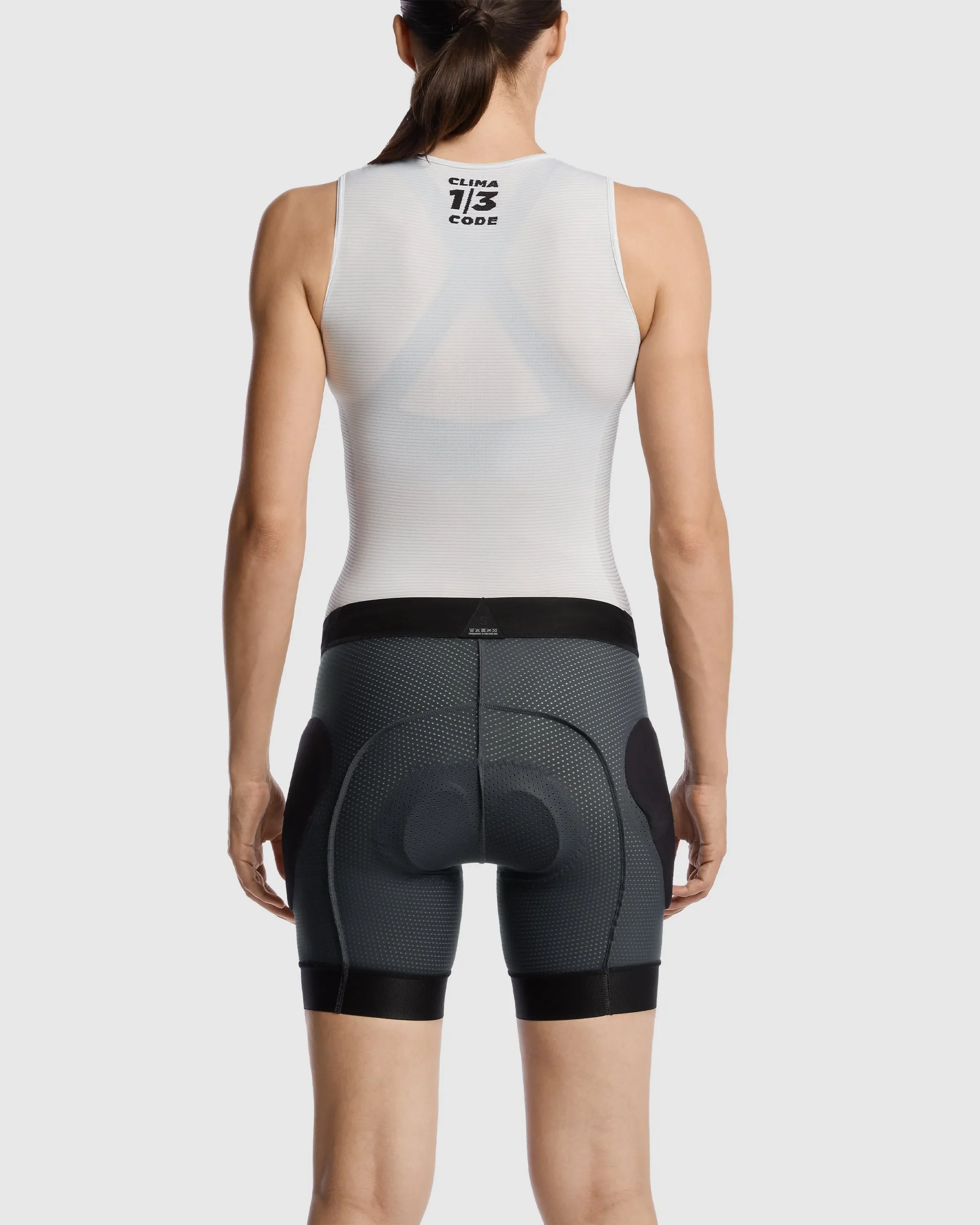 ASSOS Trail Tactica Women's Liner Shorts HP T3 - Grey - Image 6