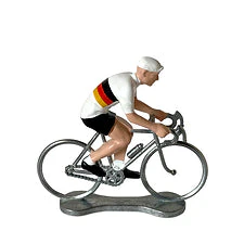 BERNARD AND EDDY The Rider - Cycling Figurine - Image 10