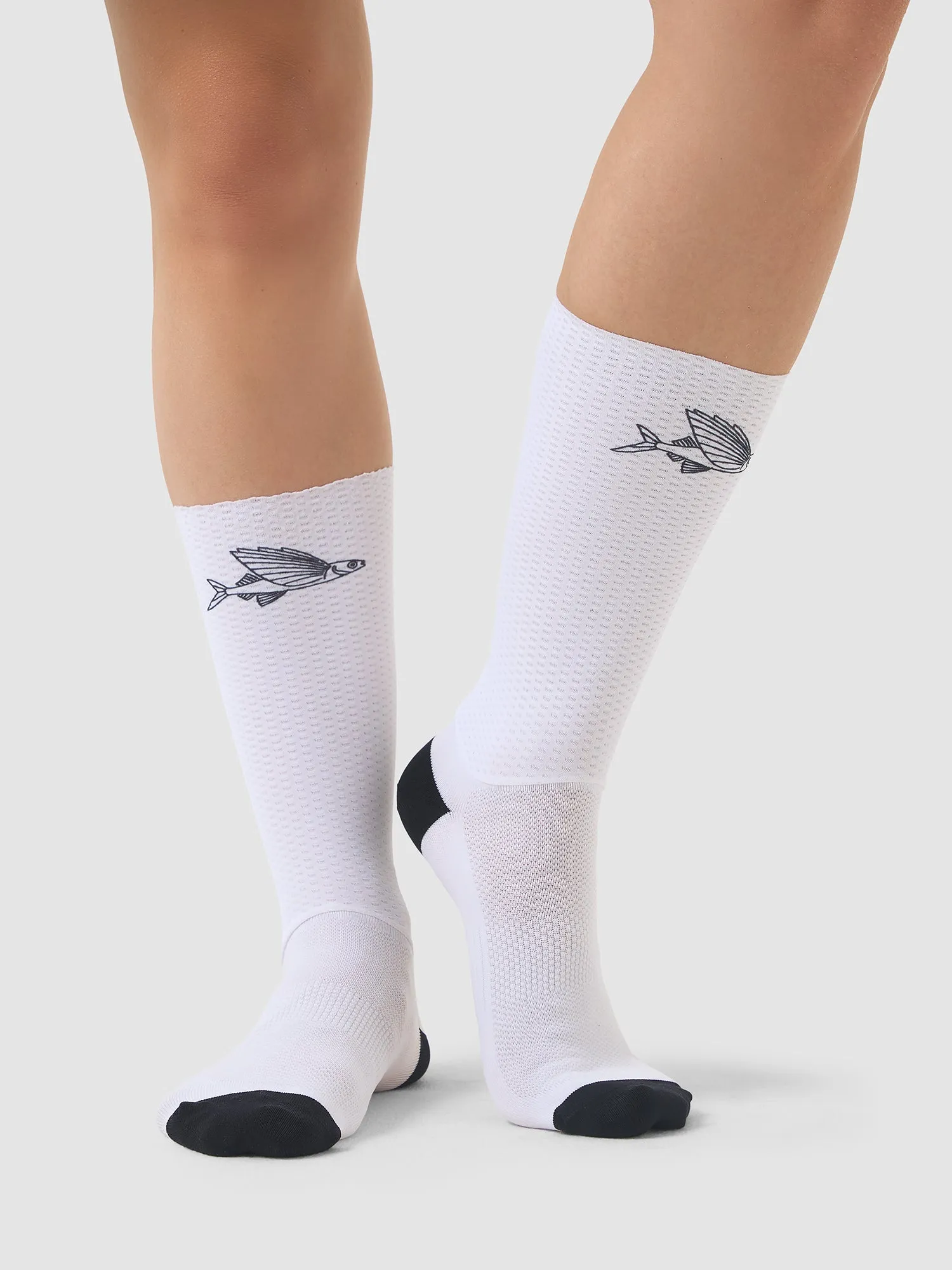 CAFE DU CYCLISTE Aero Socks Flying Fish - White - Image 4