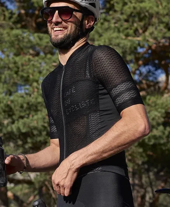 CAFE DU CYCLISTE  Christelle Ultralight Cycling Jersey - Black - Image 3