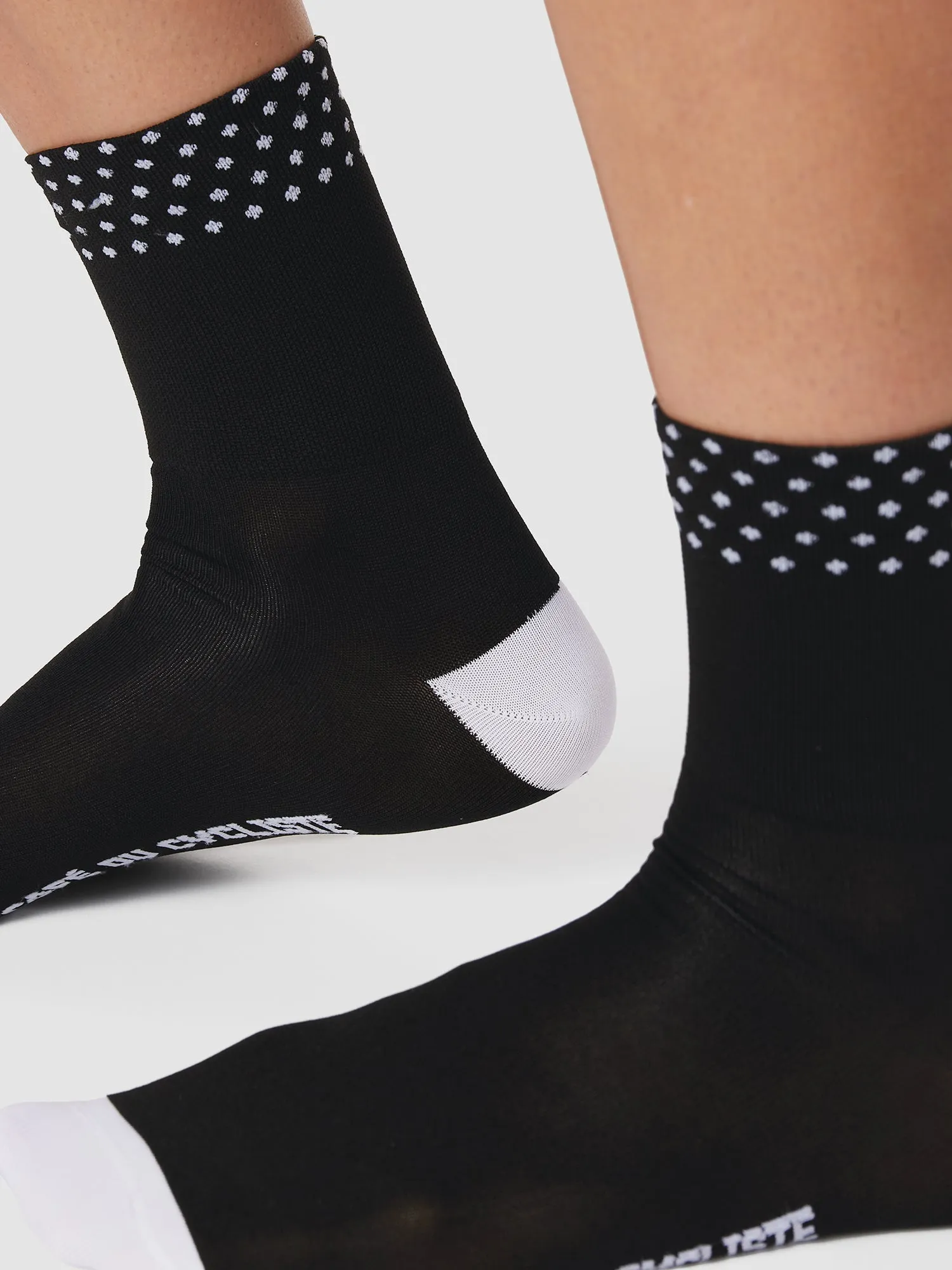 CAFÉ DU CYCLISTE Dotted Socks - Black - Image 3