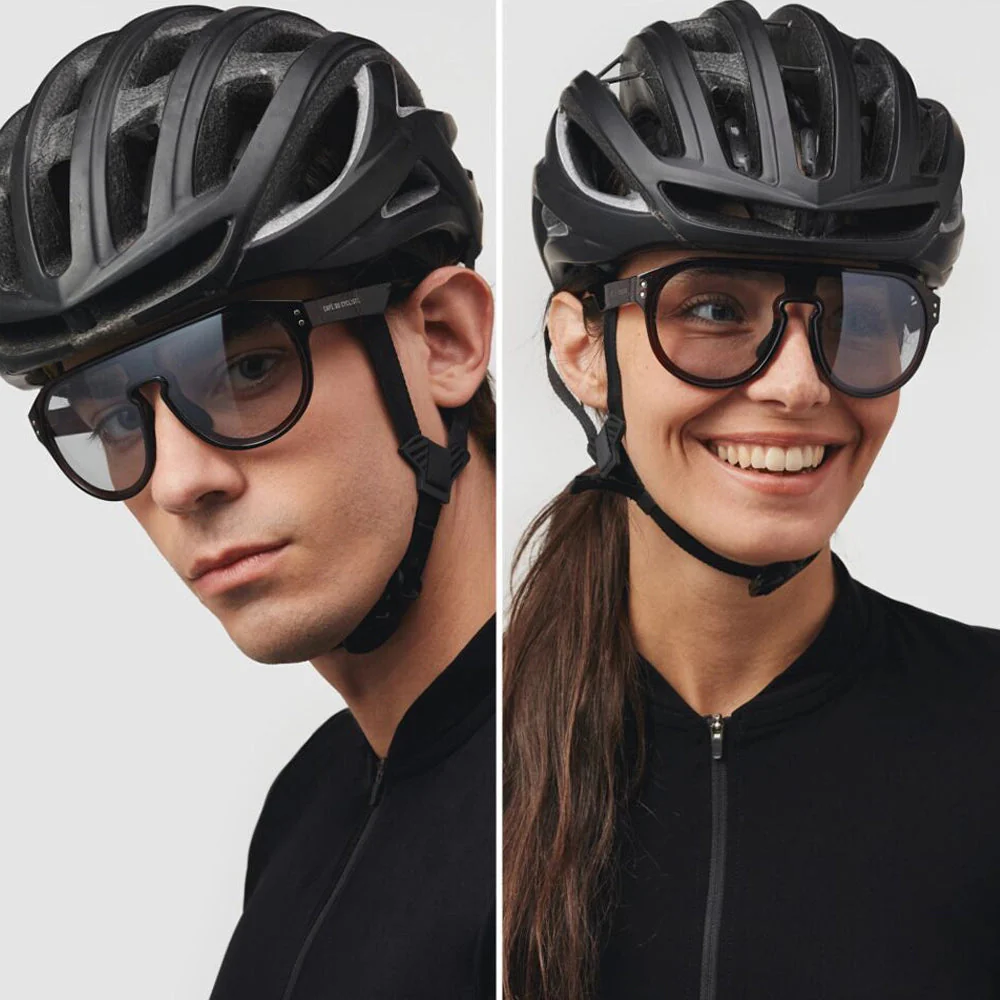 CAFÉ DU CYCLISTE Eyewear Gabin - Black Frame Grey Photocromic Lens - Image 6