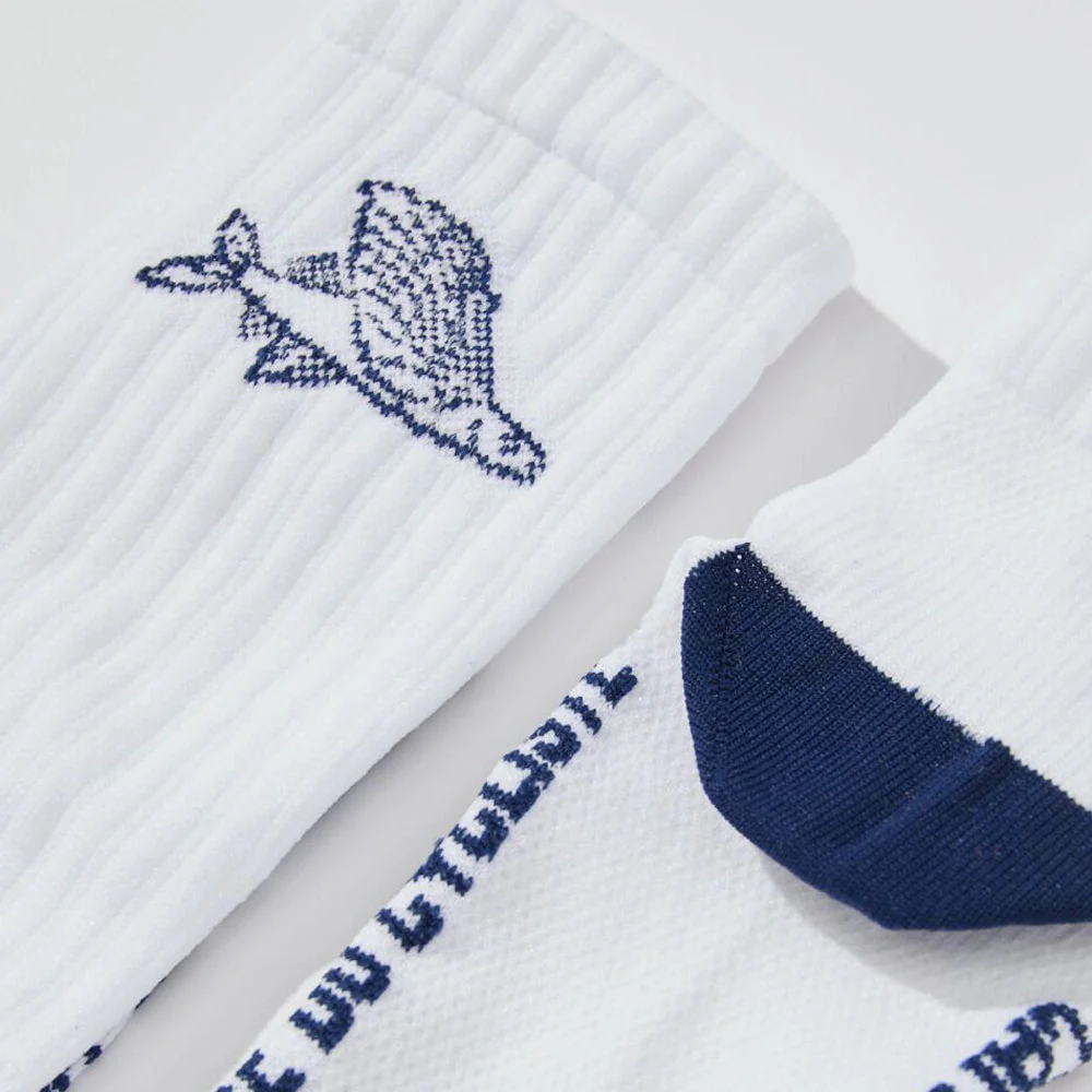 CAFE DU CYCLISTE Gravel Cycling Socks - Flying Fish White - Image 3