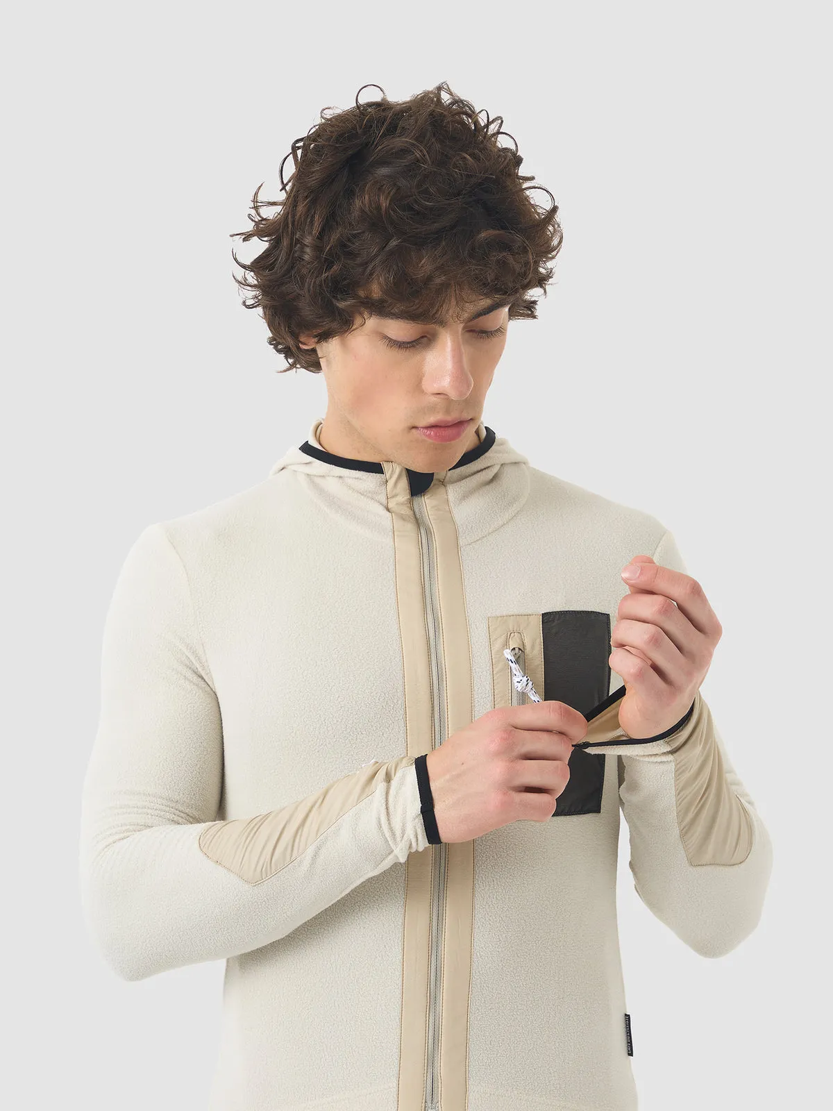 CAFE DU CYCLISTE Ingrid Microfleece Long Sleeve Jersey - Pearl Grey - Image 4
