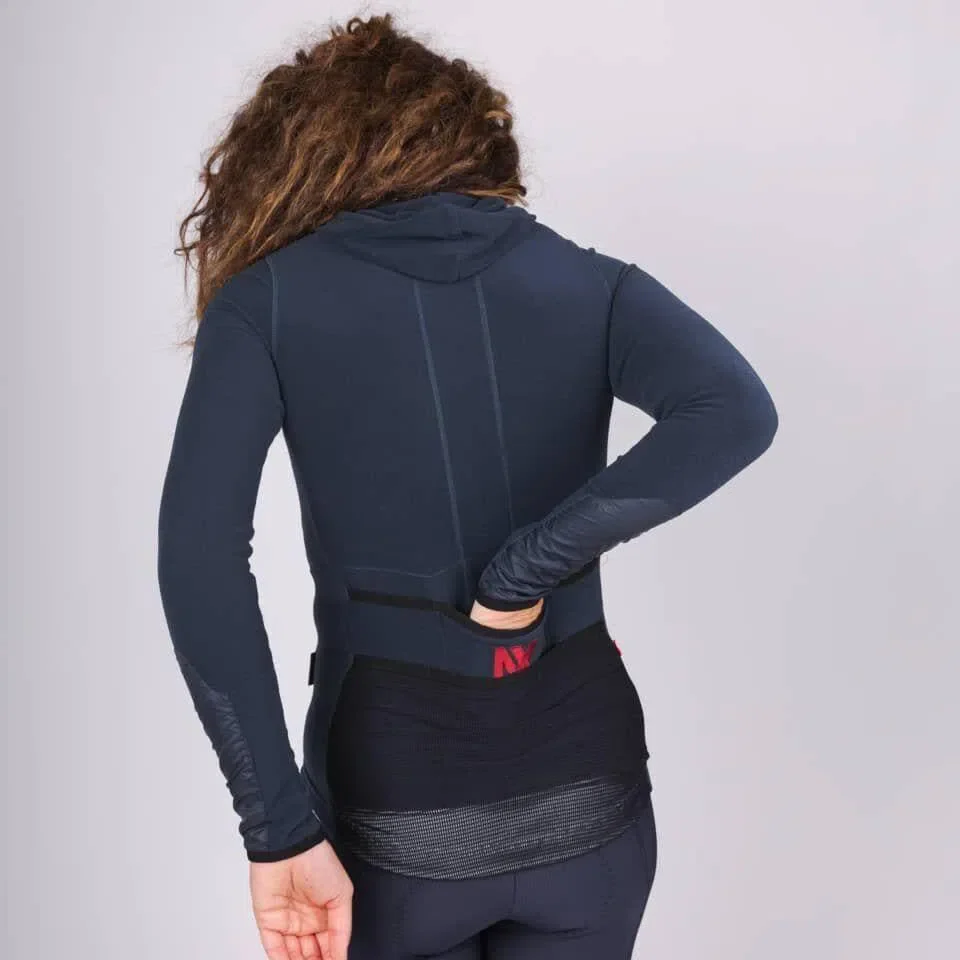 CAFE DU CYCLISTE Ingrid Long Sleeve Women Jersey - Navy - Image 5