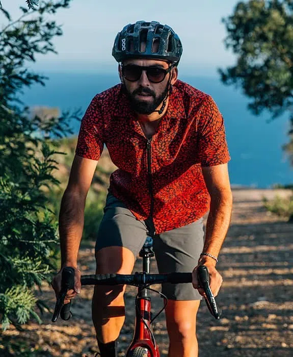 CAFE DU CYCLISTE  Laureline Gravel Jersey - Red Panther - Image 4