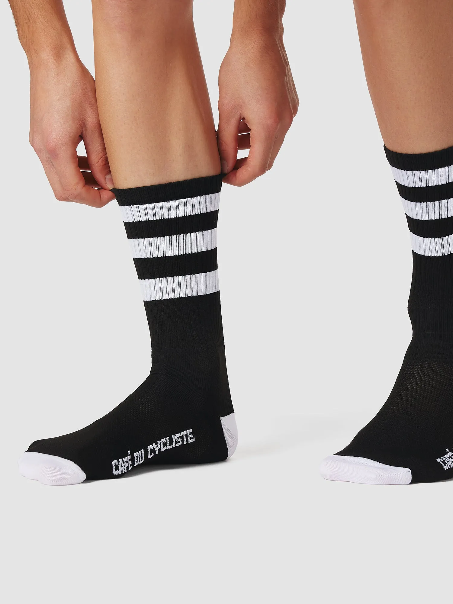 CAFÉ DU CYCLISTE Skate Socks - White - Image 3