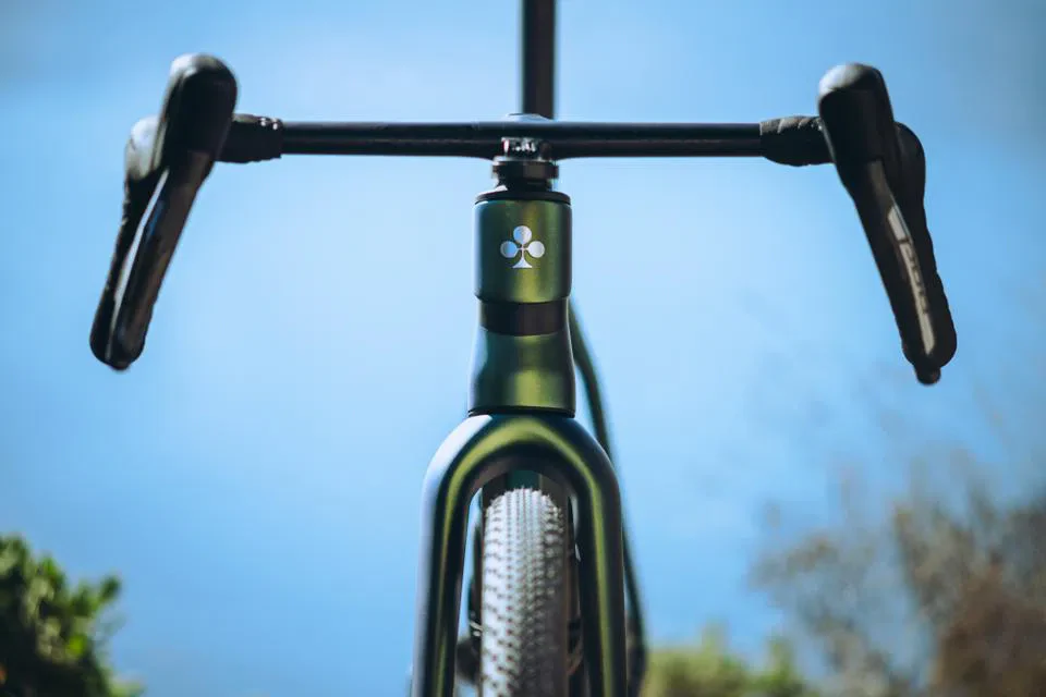 COLNAGO C68 Gravel Complete Bike Sram Force XPLR AXS - HGGR - Image 2