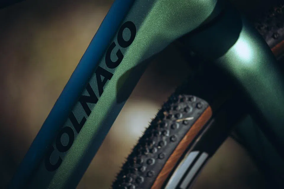COLNAGO C68 Gravel Complete Bike Sram Force XPLR AXS - HGGR - Image 5