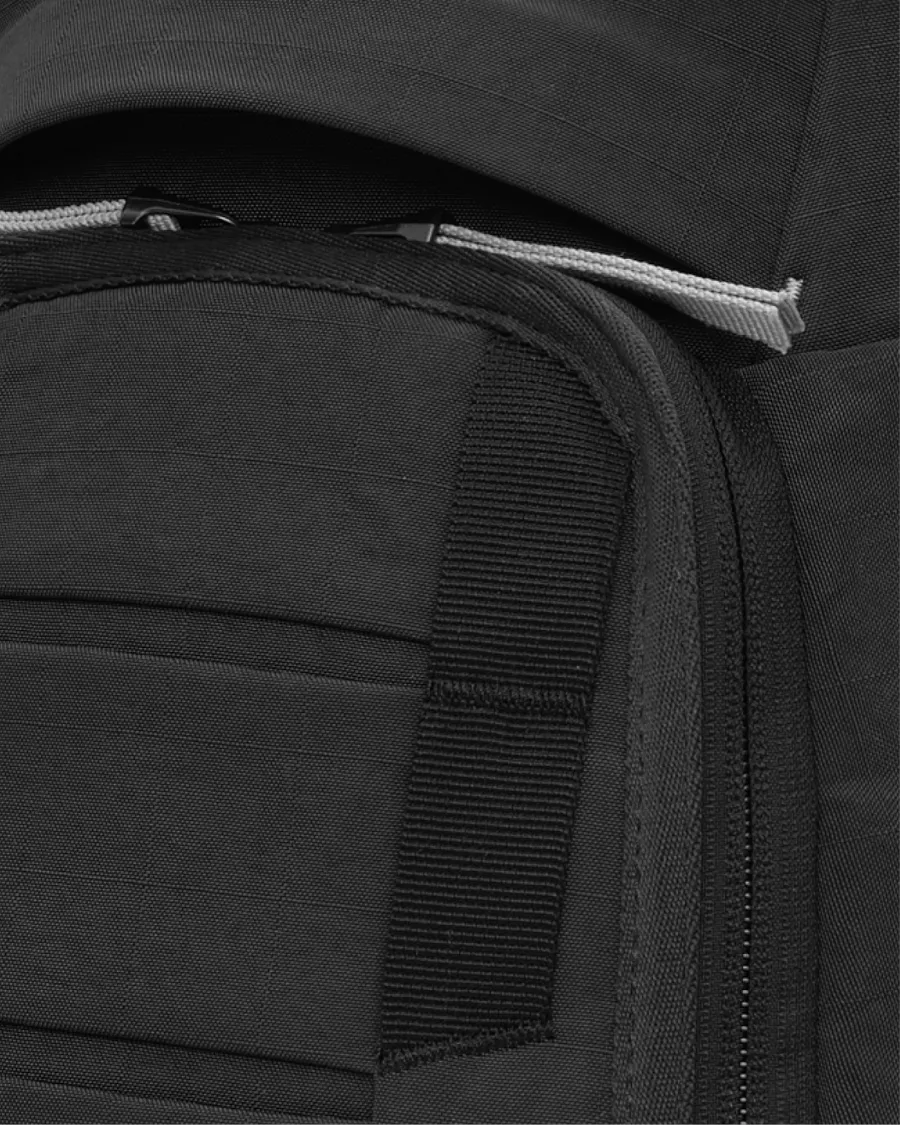DB Hugger Backpack 30L - Charcoal Grey - Image 5