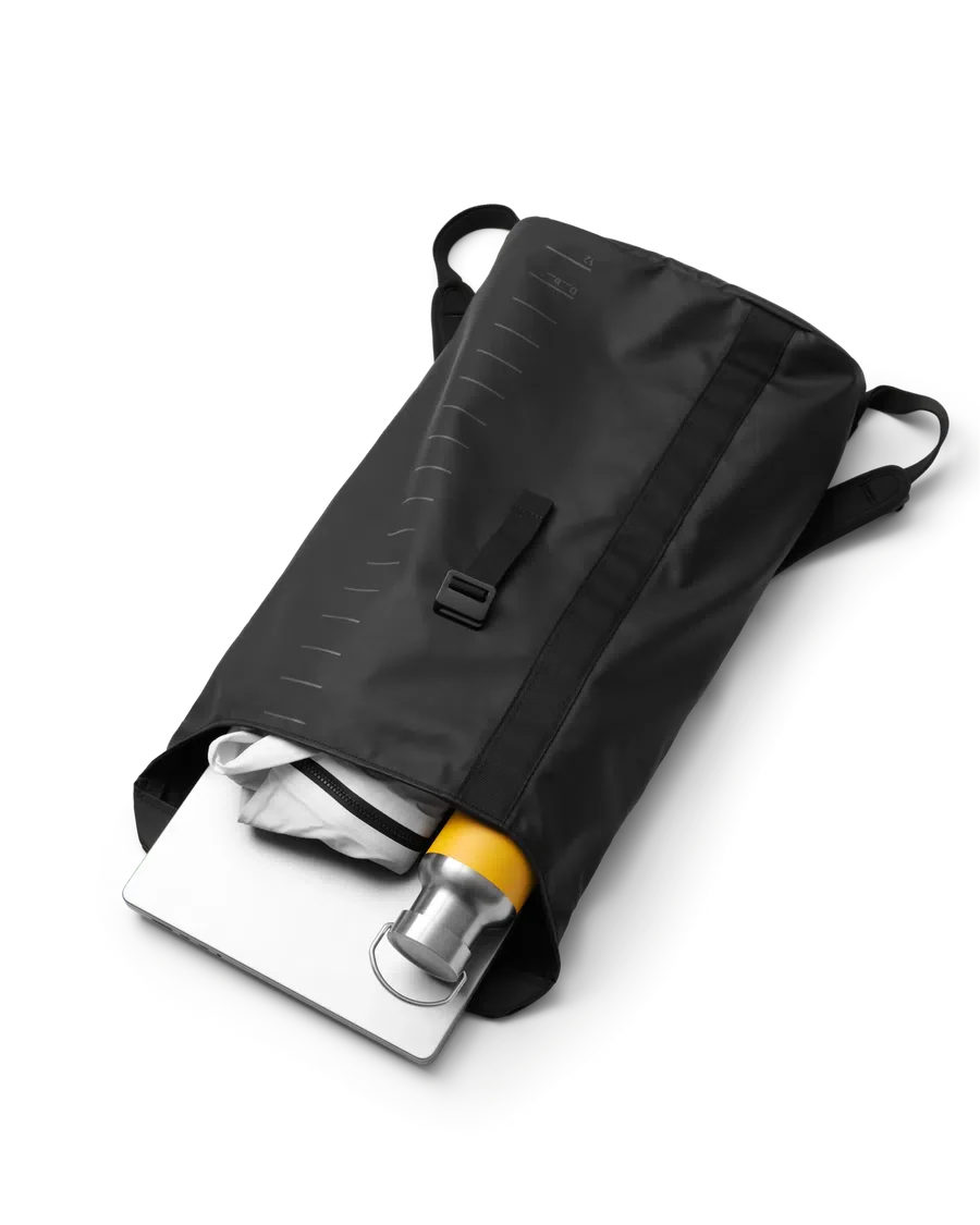 DB Journey Essential Backpack 12L - Black Out - Image 4