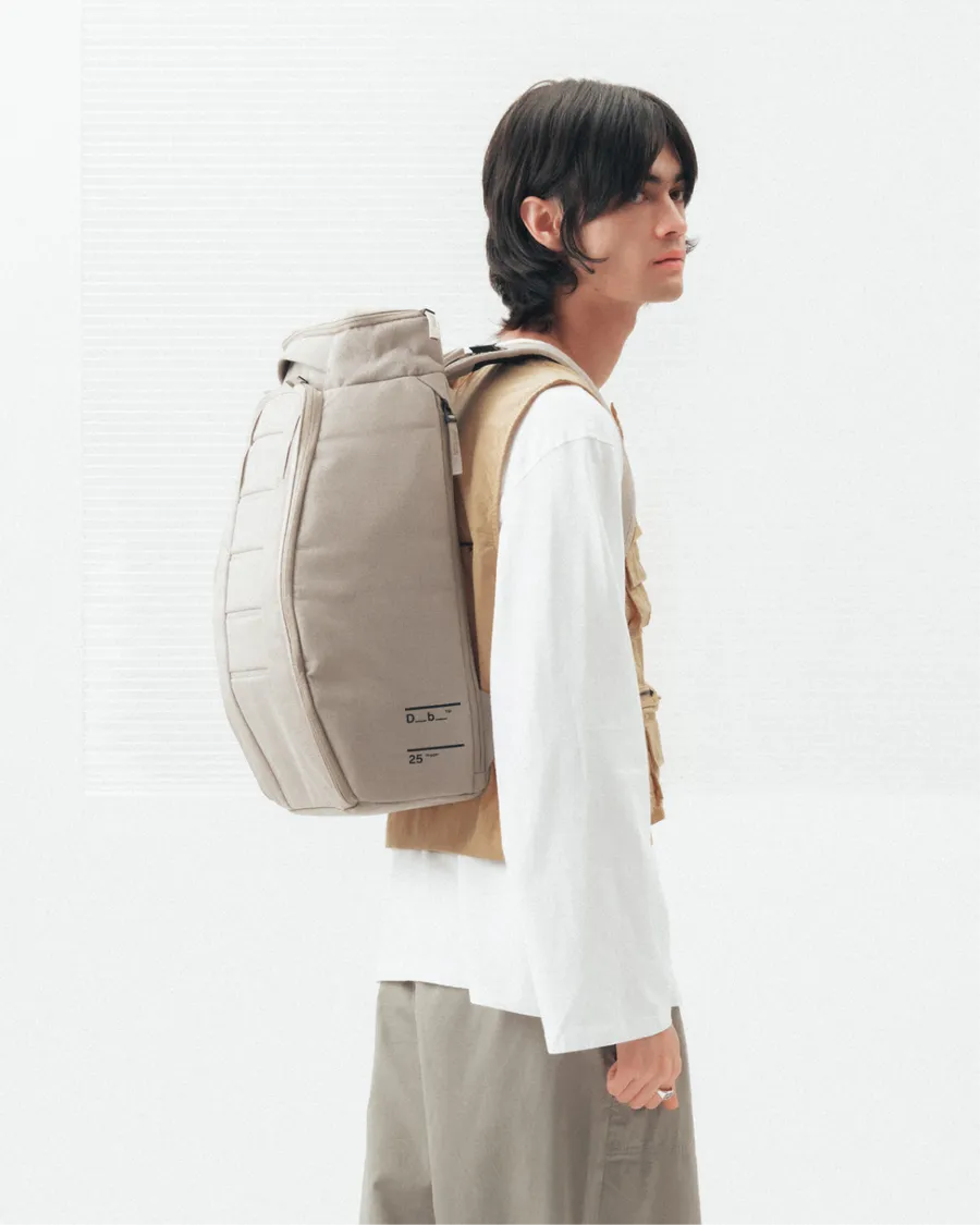 DB Journey Hugger Backpack 25L - Fogbow Beige - Image 2