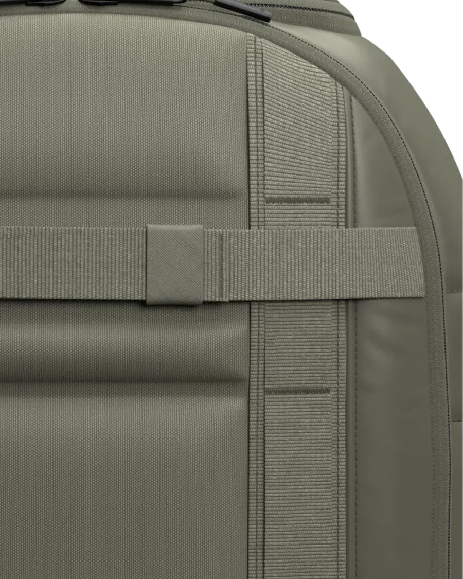 DB Journey Ramverk Backpack 21L - Moss Green - Image 5