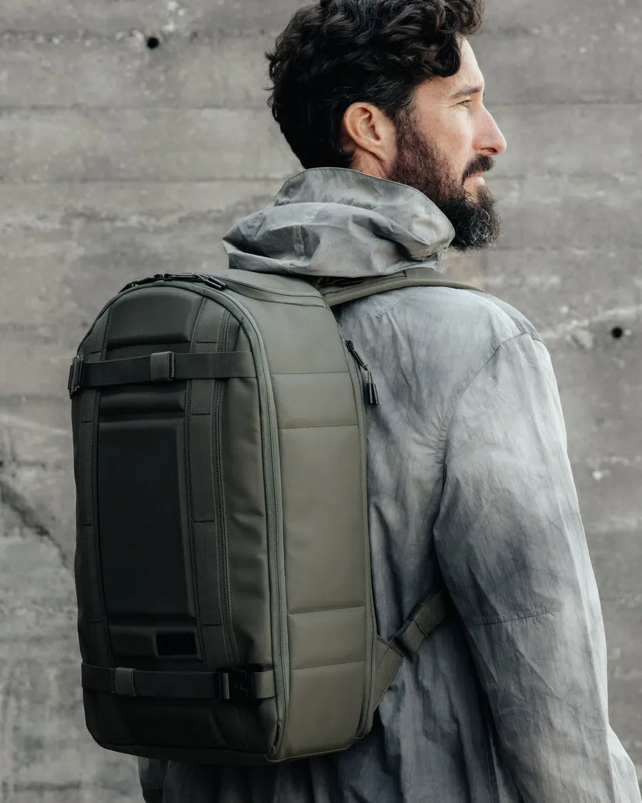 DB Journey Ramverk Backpack 21L - Moss Green - Image 6